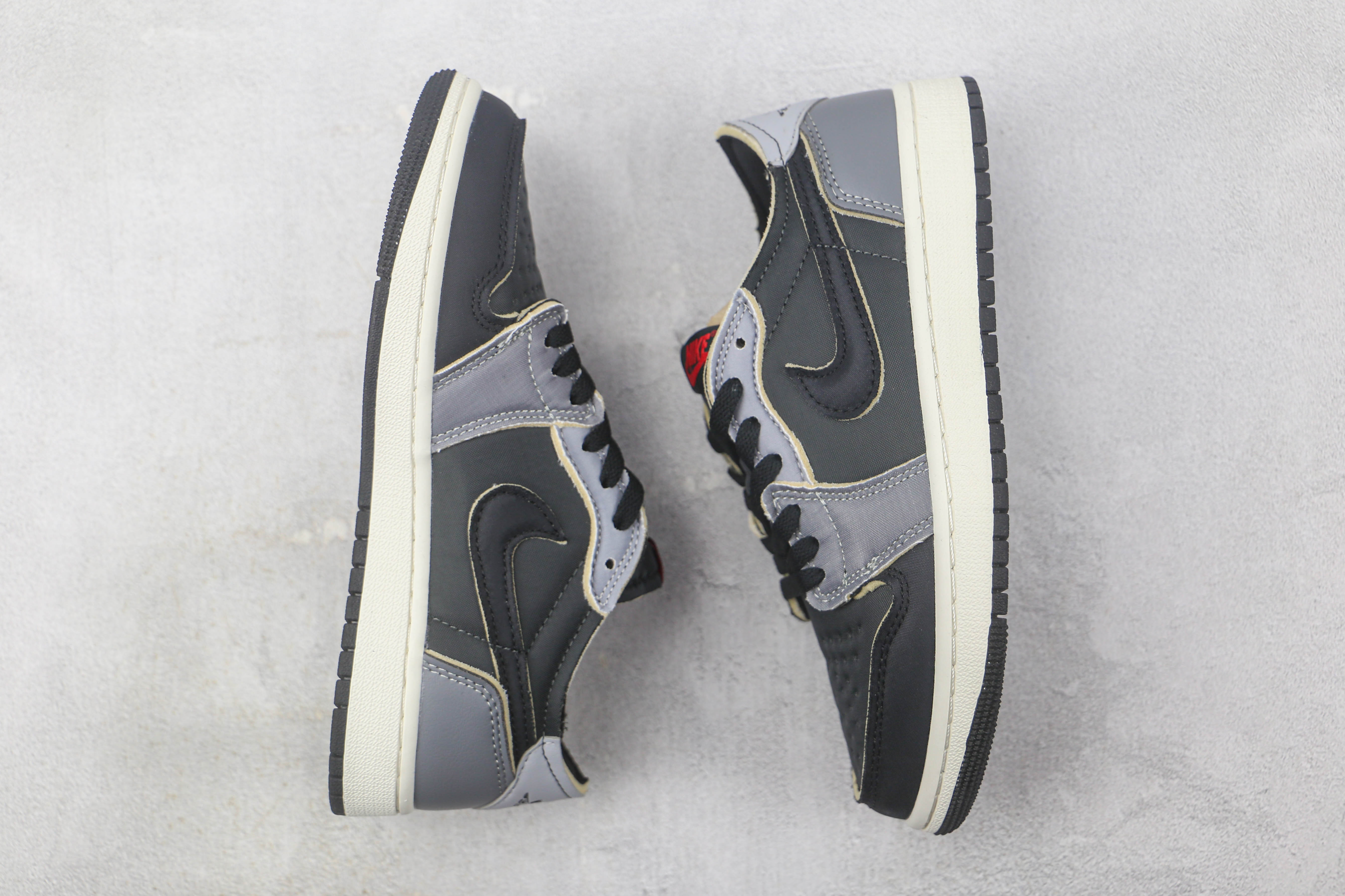 Air Jordan 1 Low Black Grey
