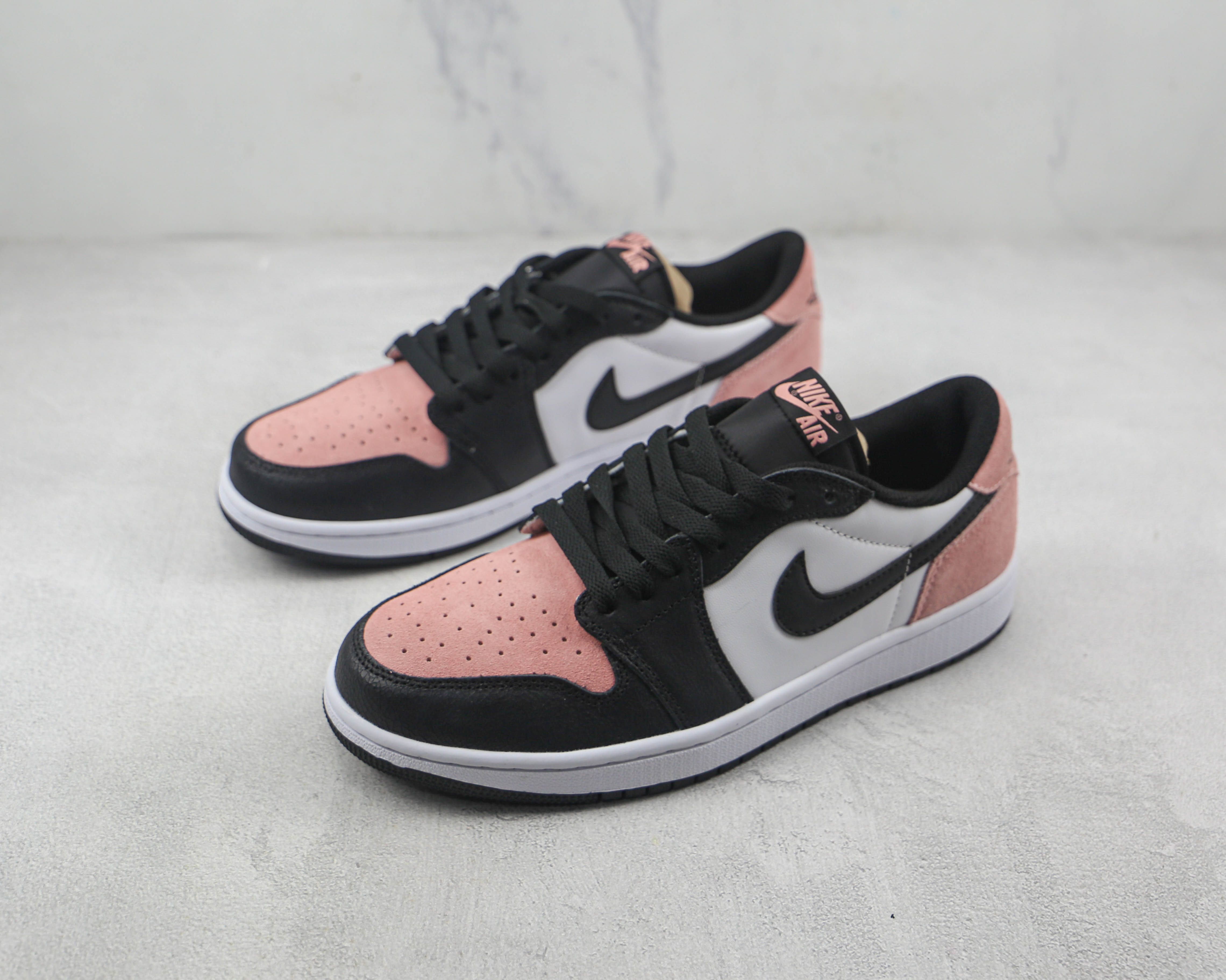 Air Jordan 1 Low Bleached Coral