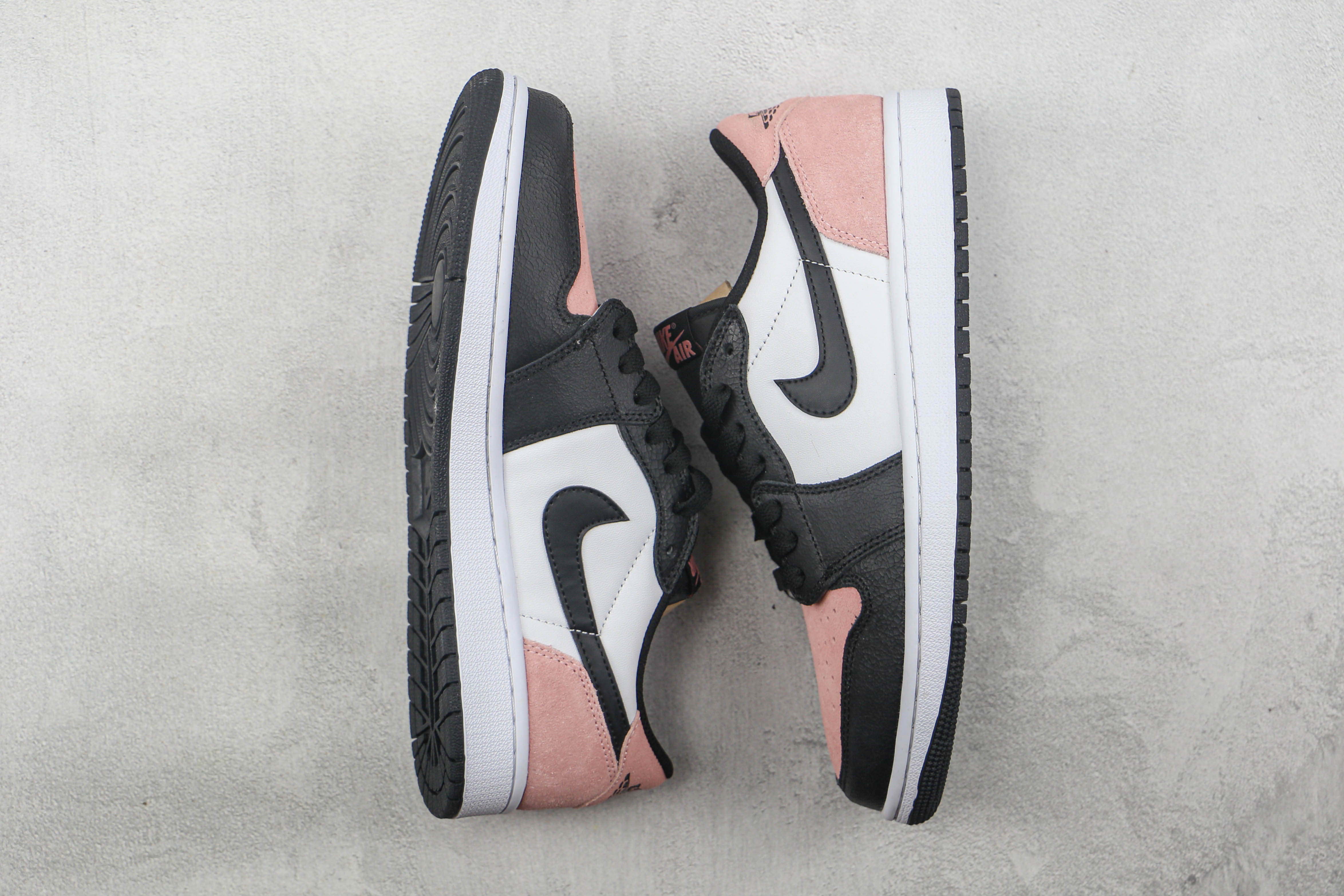 Air Jordan 1 Low Bleached Coral