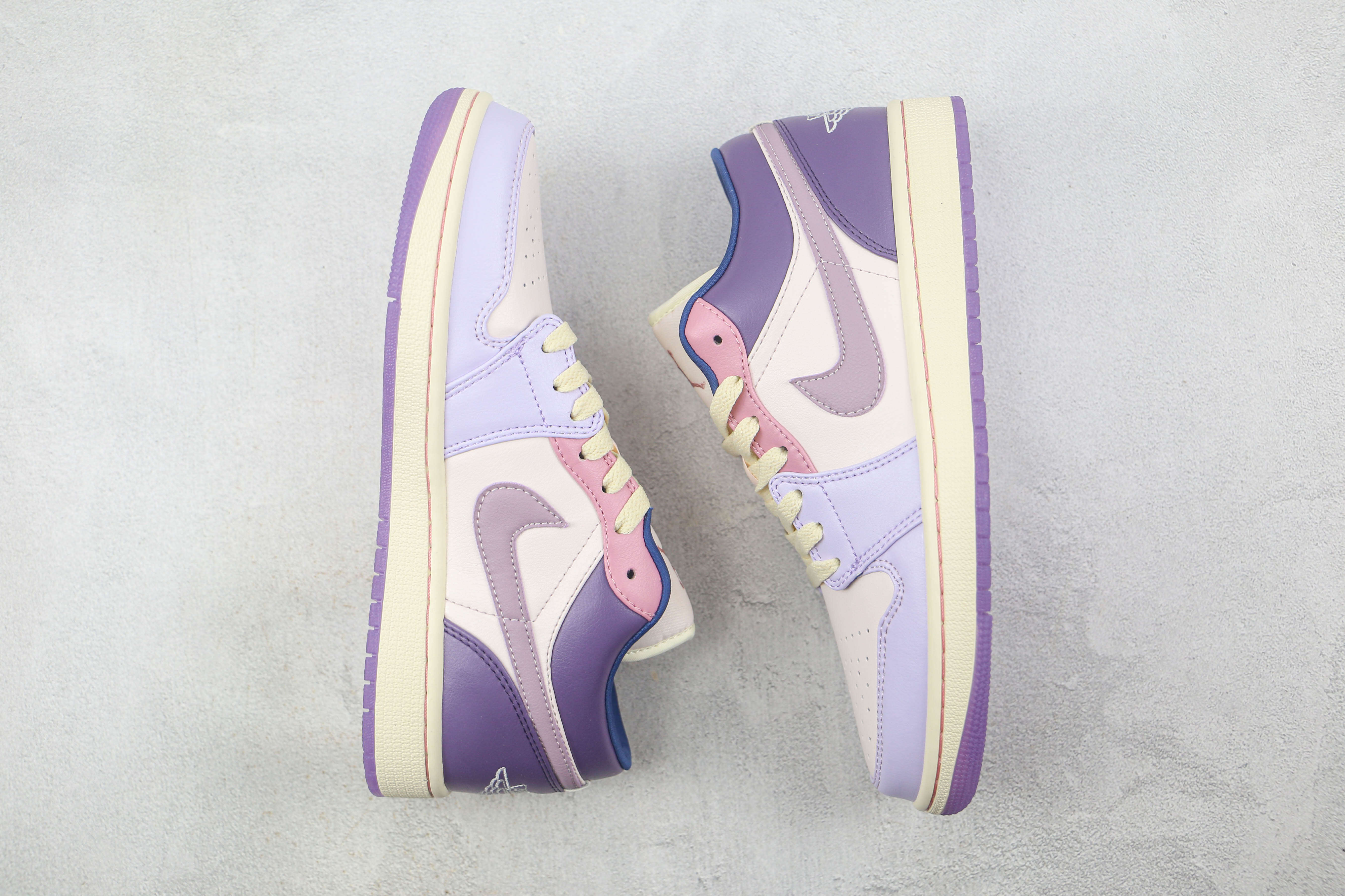 Air Jordan 1 Low Easter Egg
