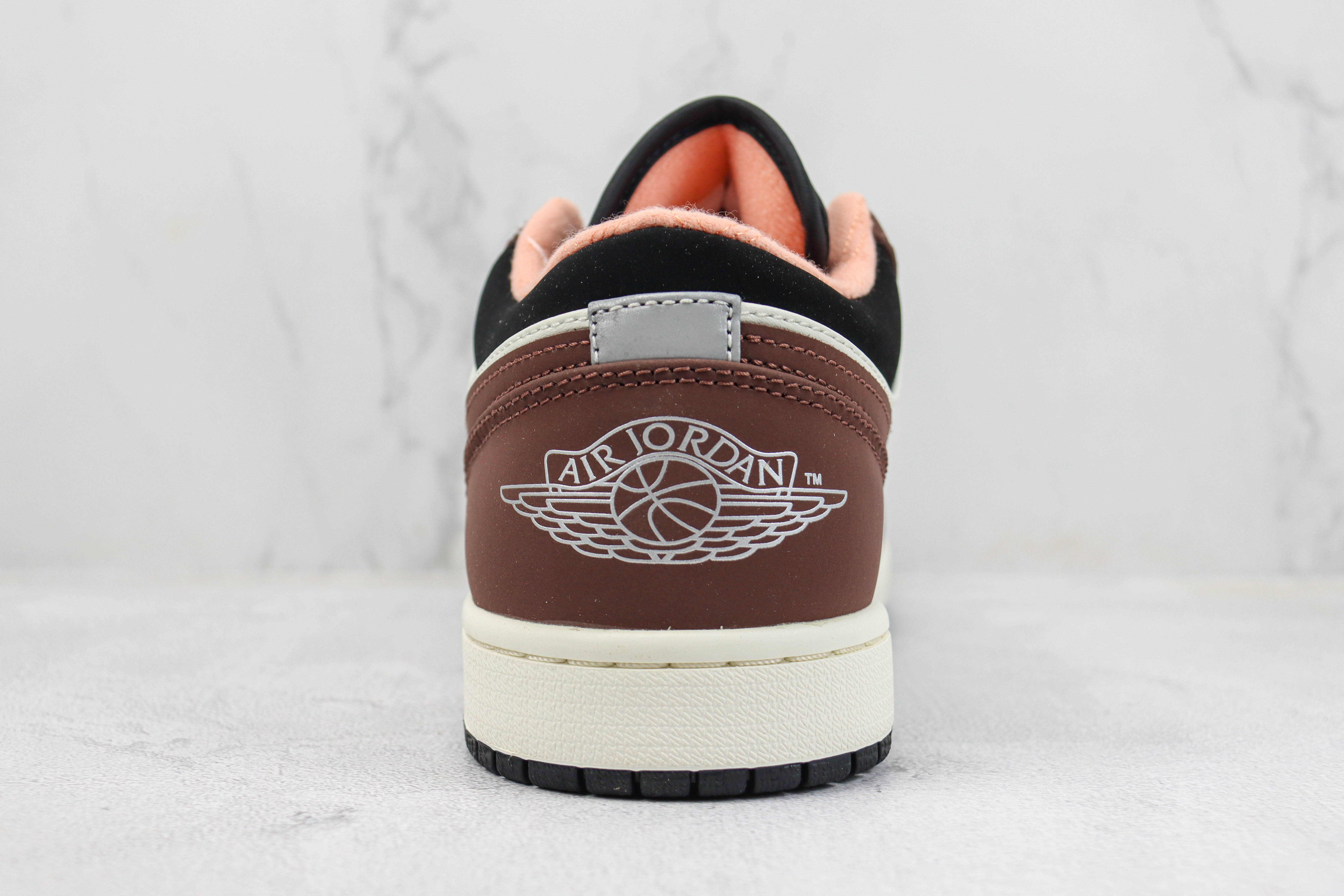 Air Jordan 1 Low Mocha