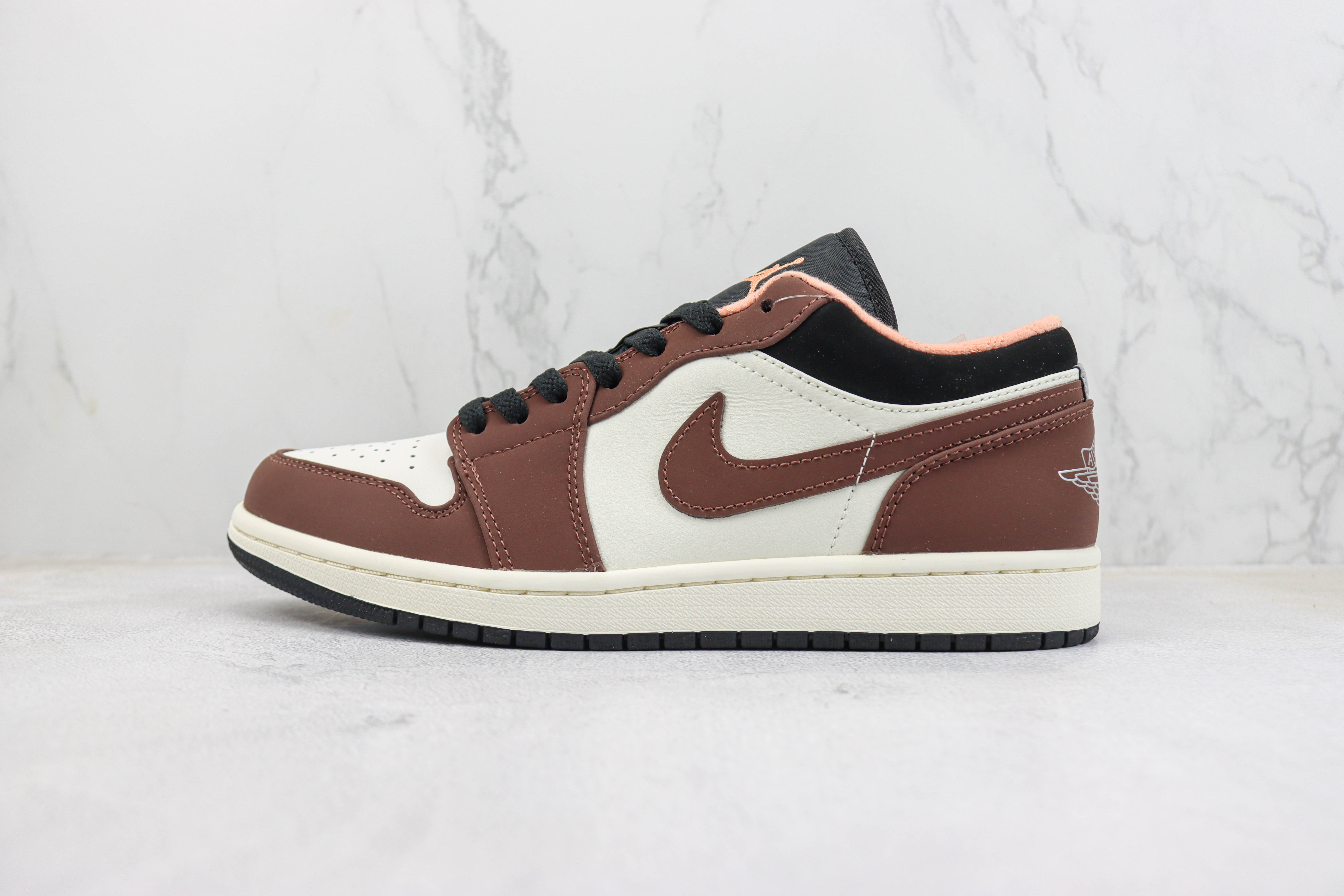 Air Jordan 1 Low Mocha