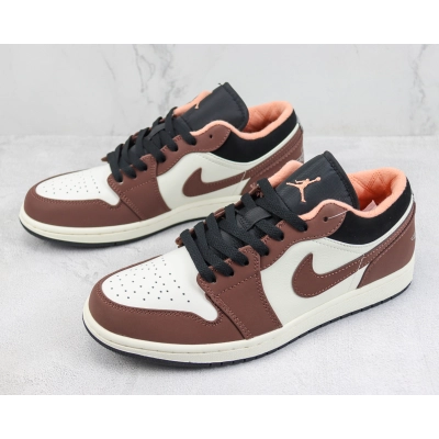 Air Jordan 1 Low Mocha 02