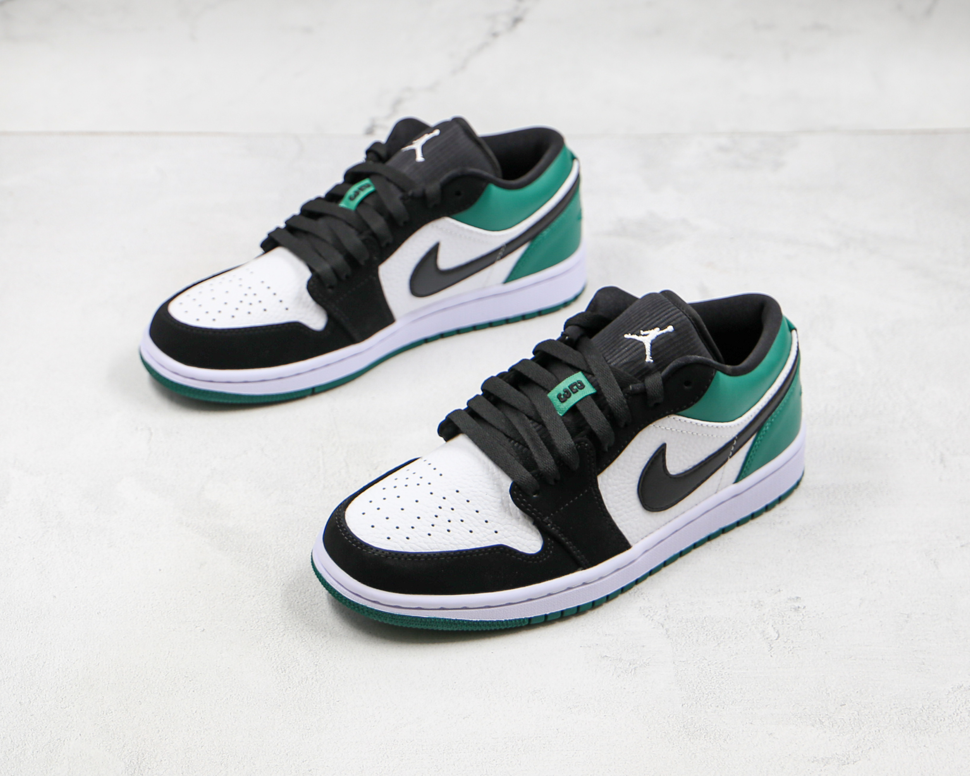 Air Jordan 1 Low Mystic Green