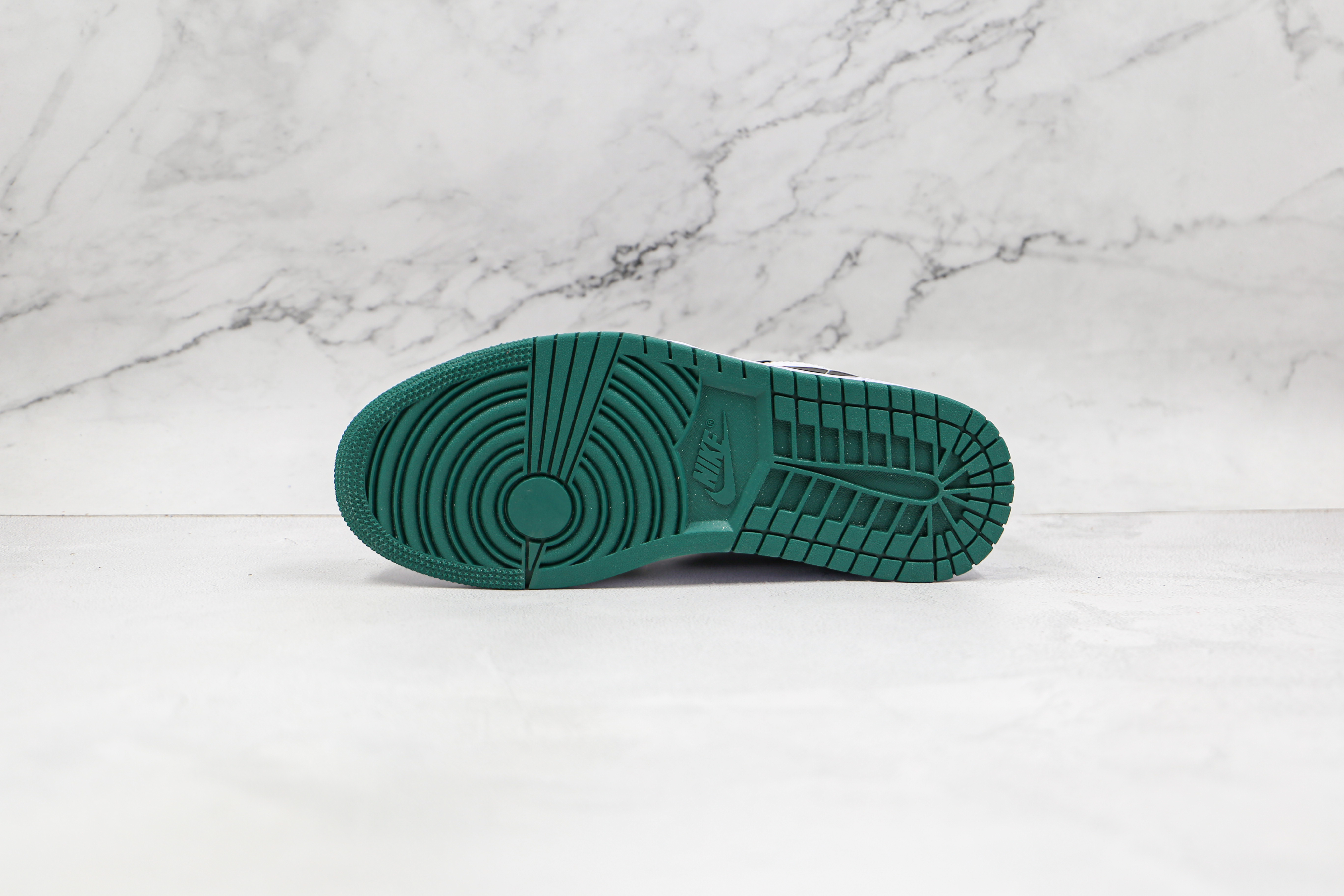 Air Jordan 1 Low Mystic Green