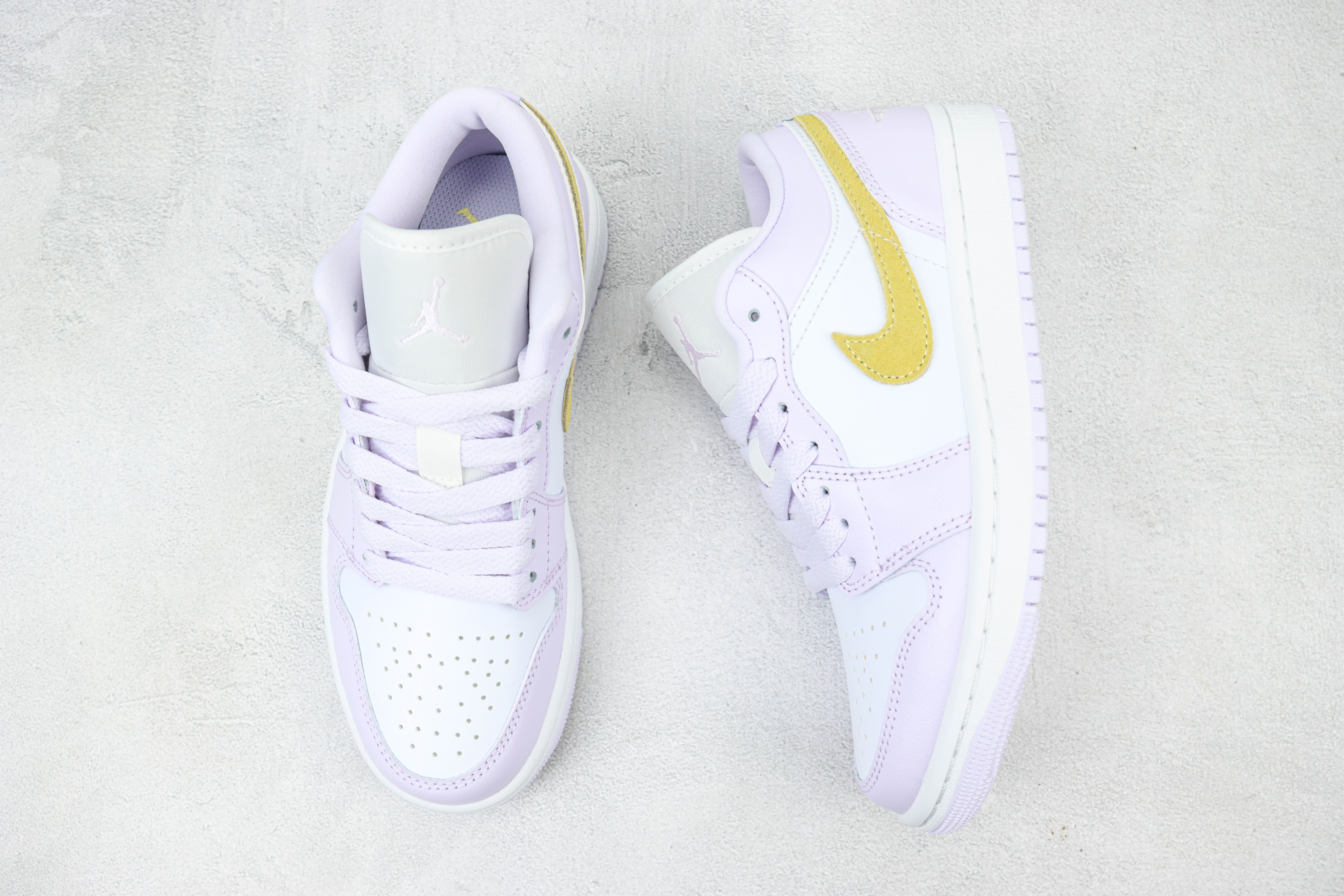 Air Jordan 1 Low PAICU