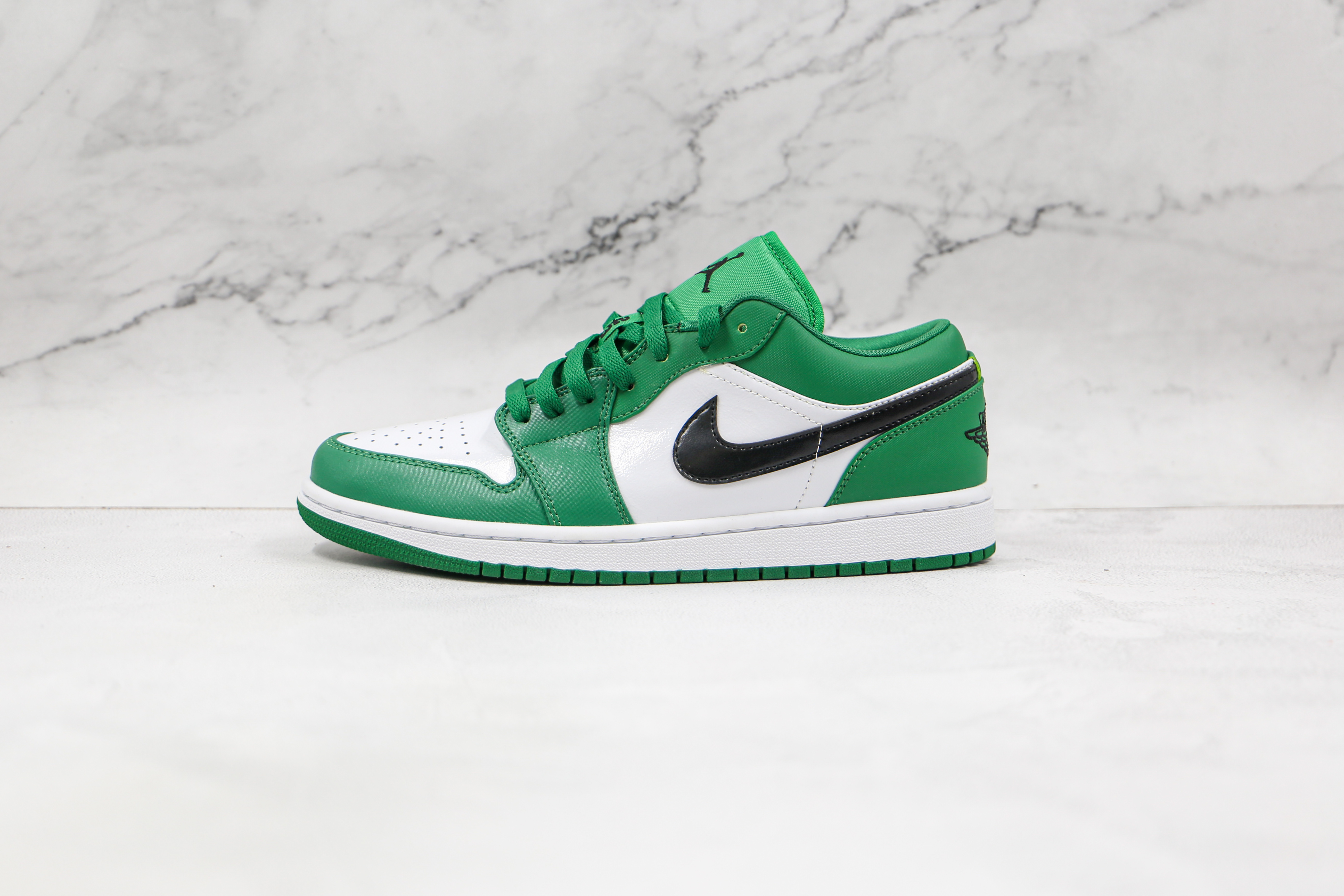 Air Jordan 1 Low Pine Green