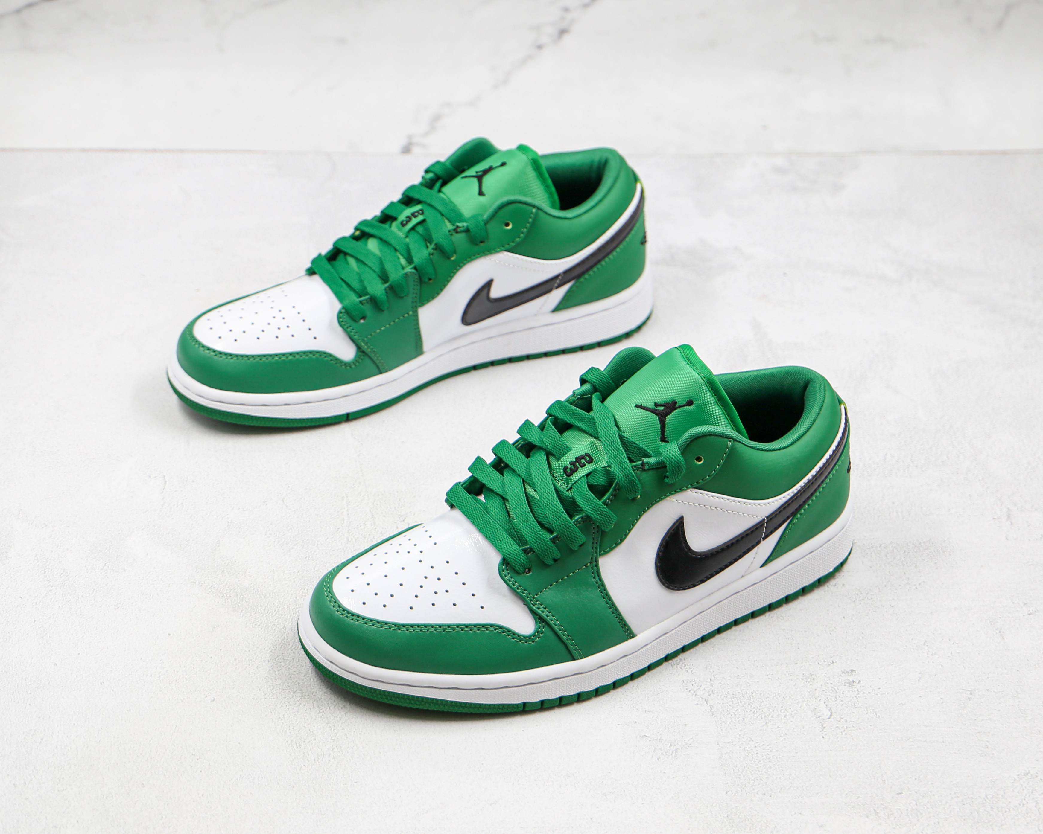 Air Jordan 1 Low Pine Green