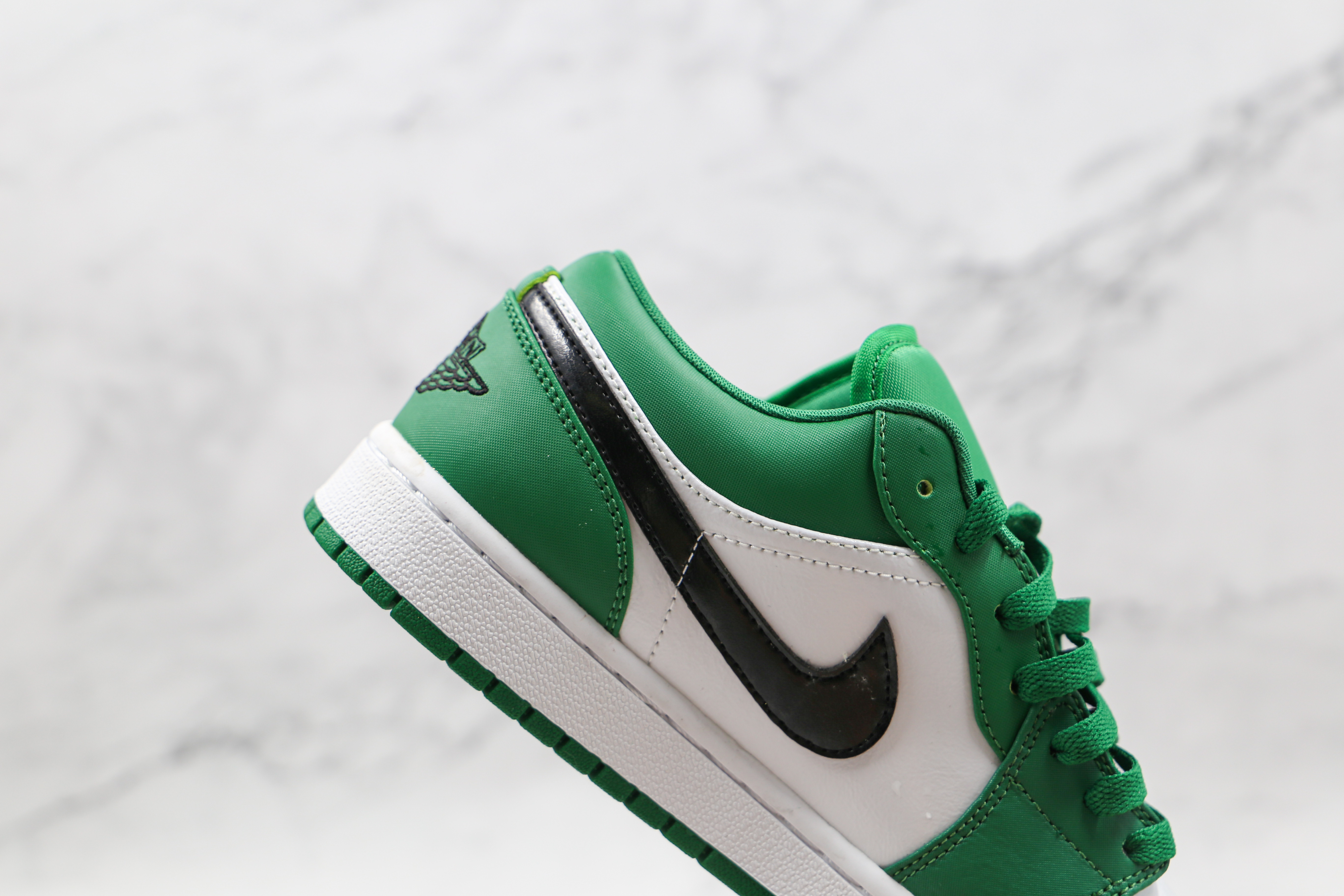 Air Jordan 1 Low Pine Green