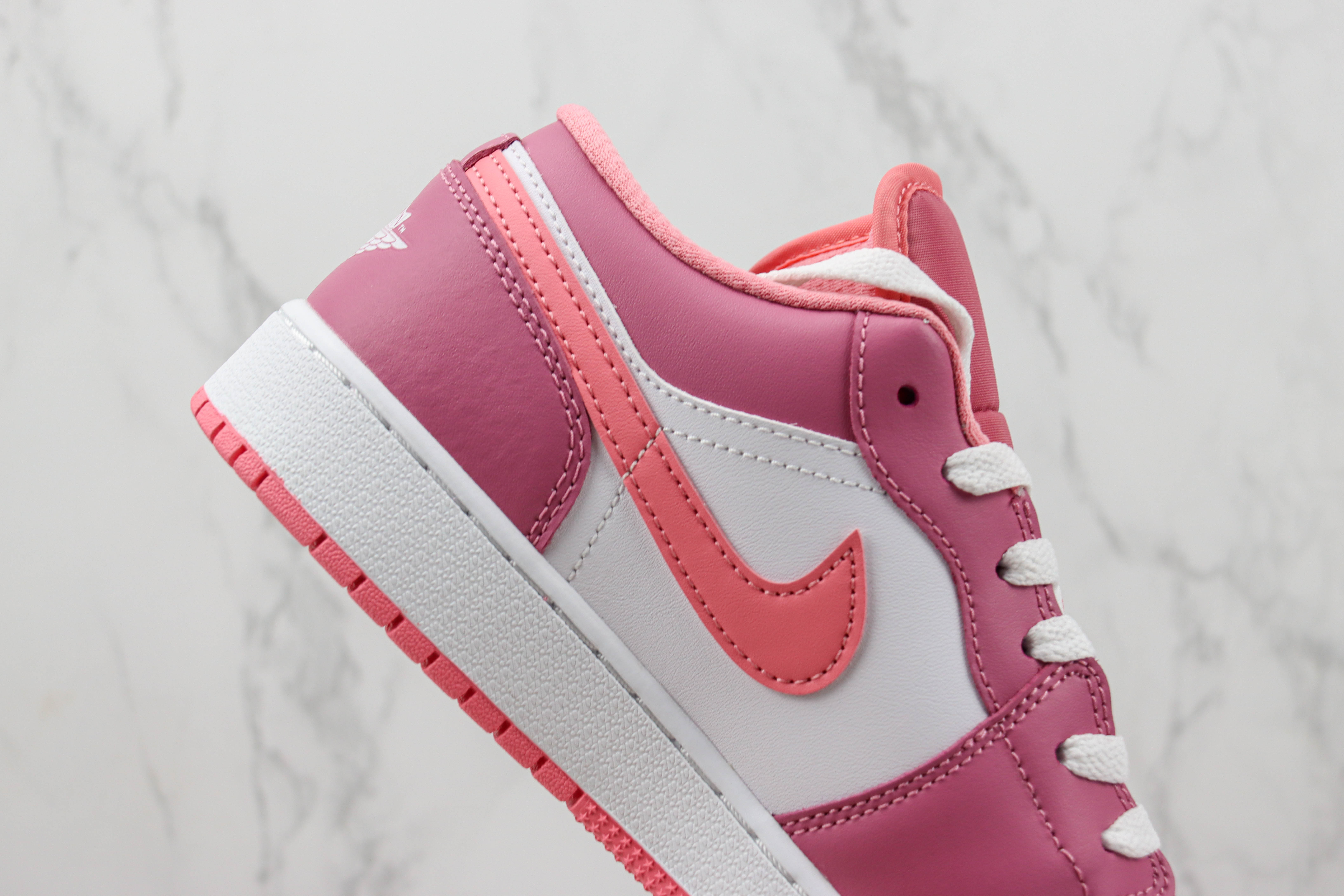 Air Jordan 1 Low Pink White