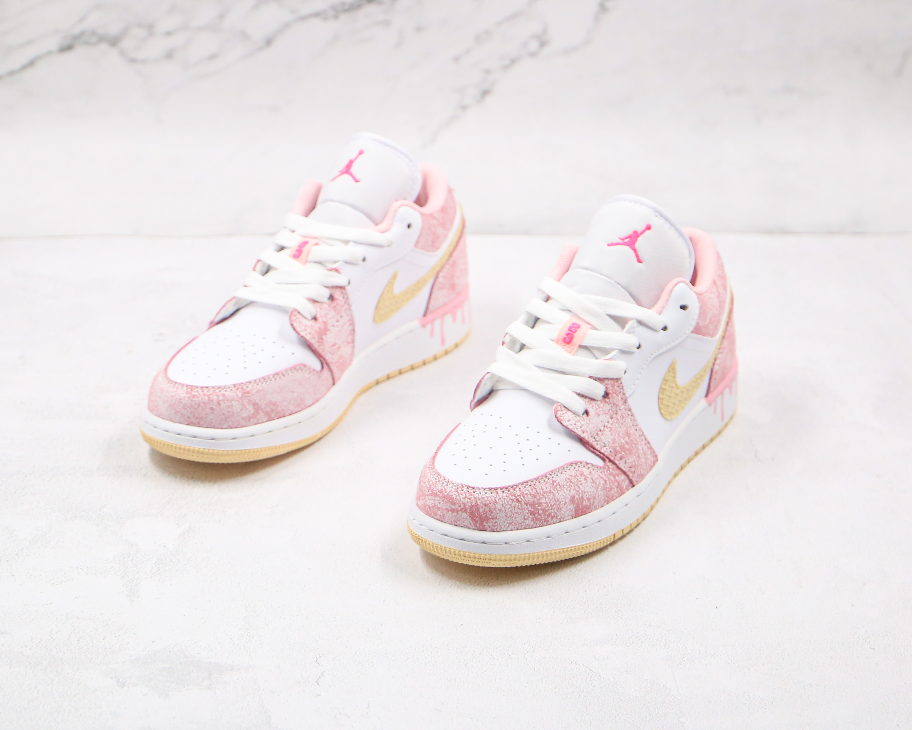 Air Jordan 1 Low SE GS Paint Drip