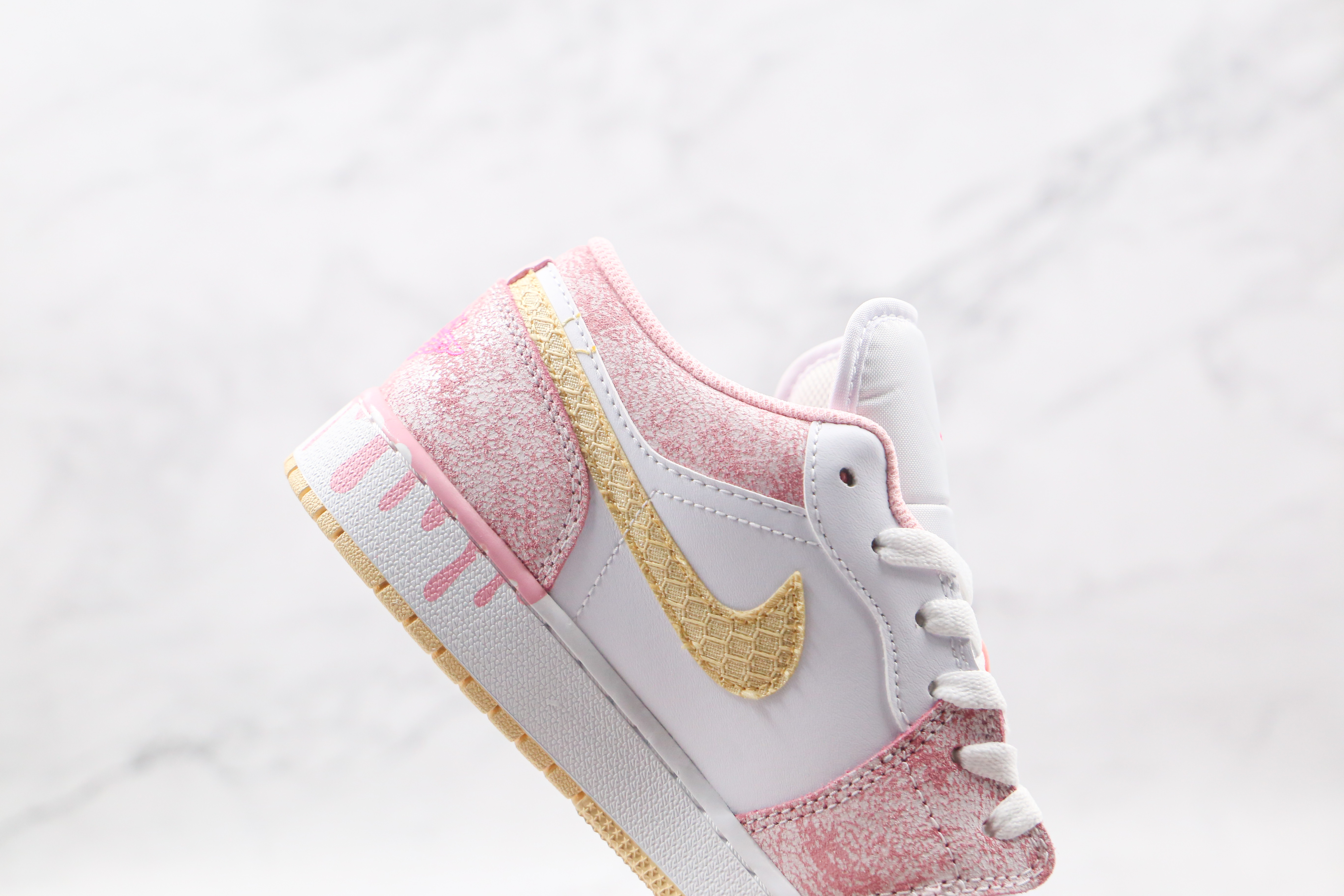 Air Jordan 1 Low SE GS Paint Drip