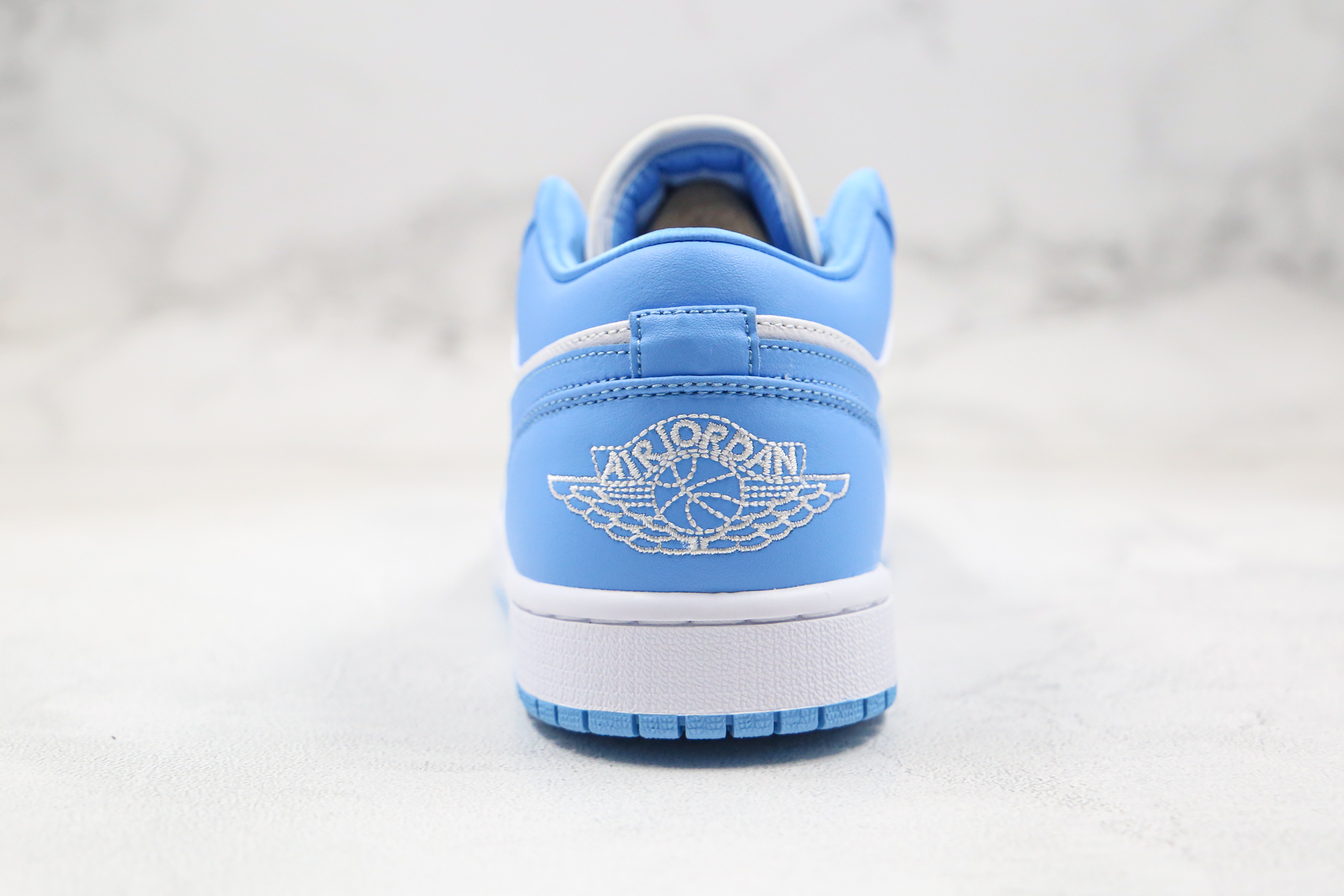 Air Jordan 1 Low UNC