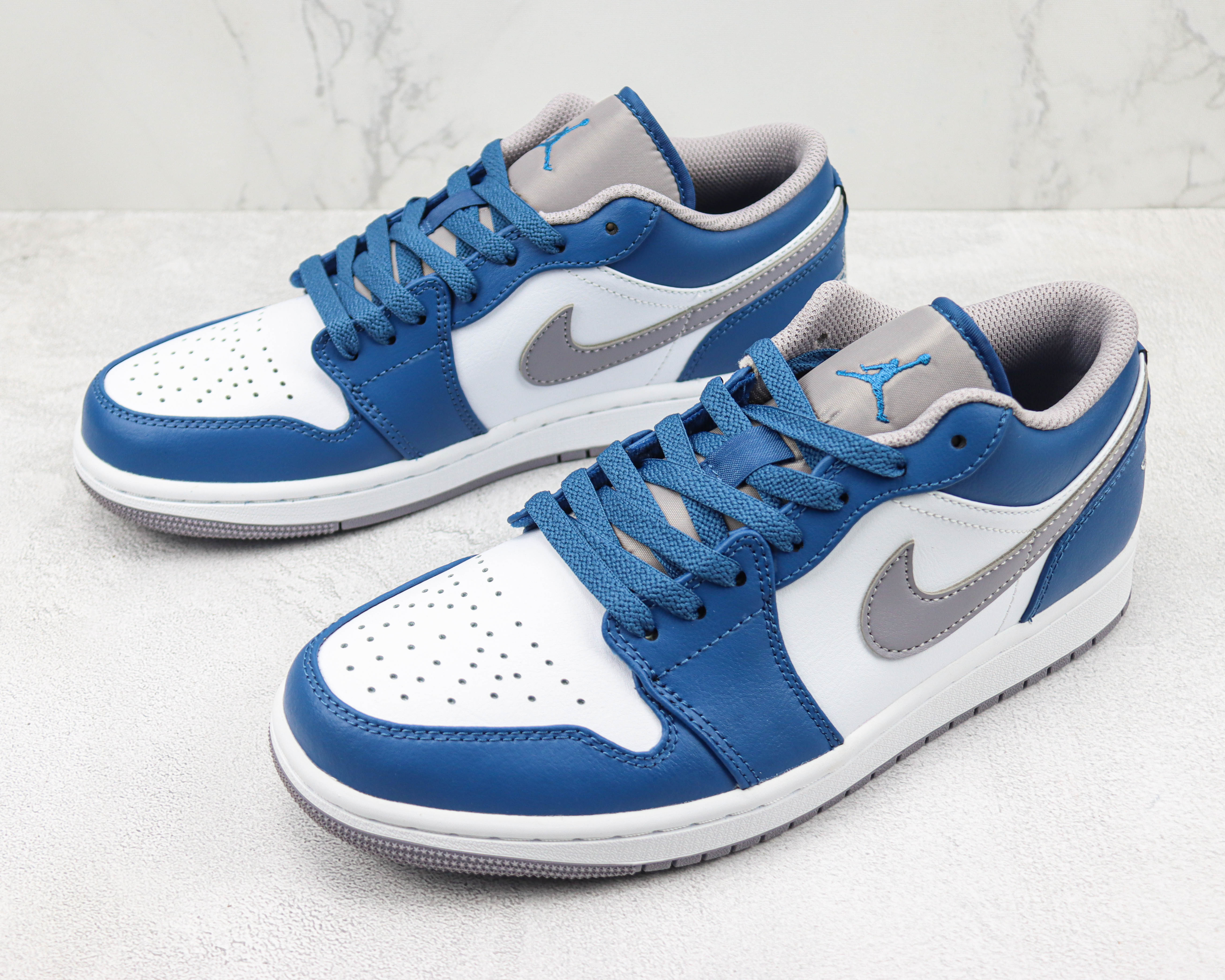 Air Jordan 1 Low White Blue