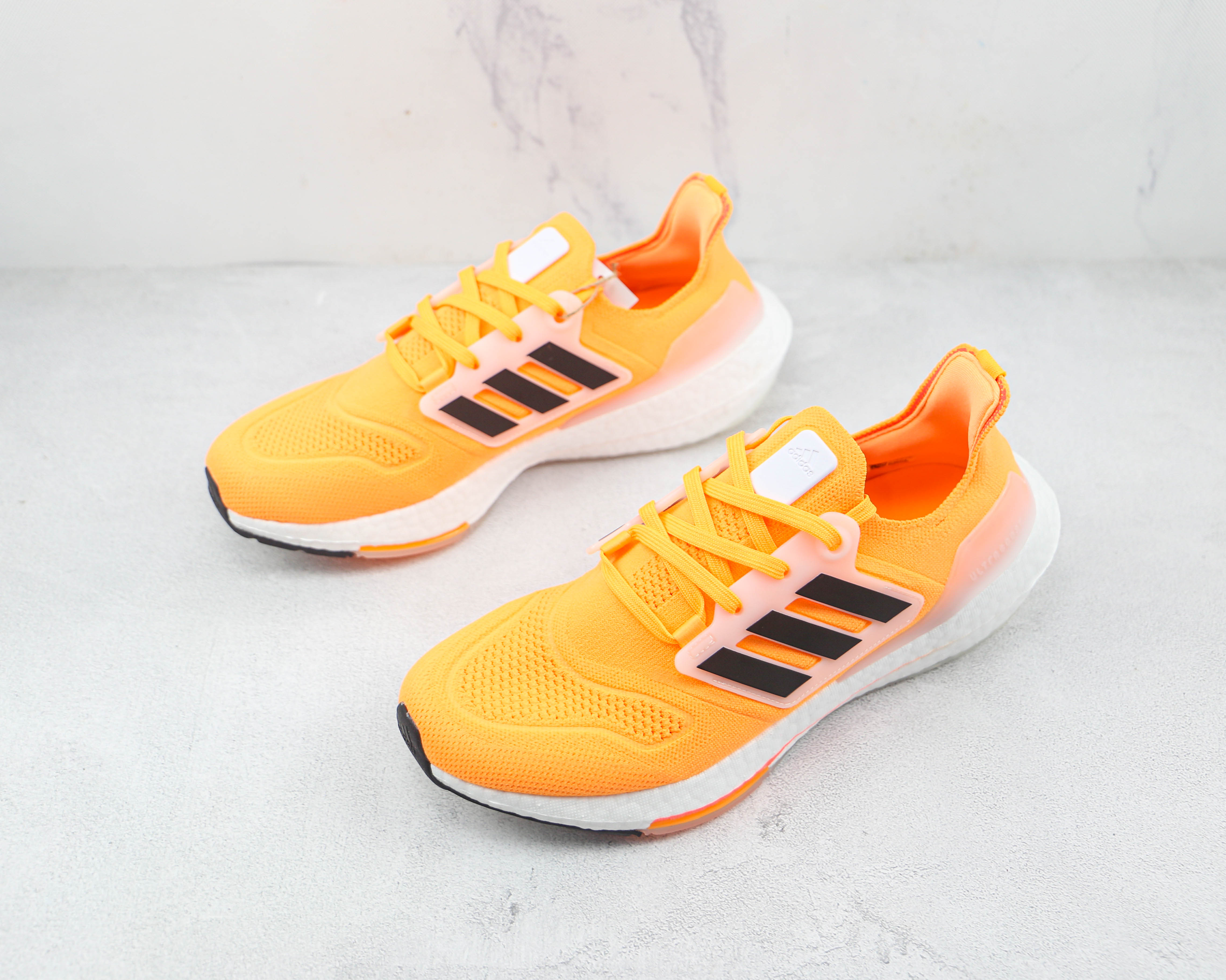 Adidas Ultra Boost 2022 Orange