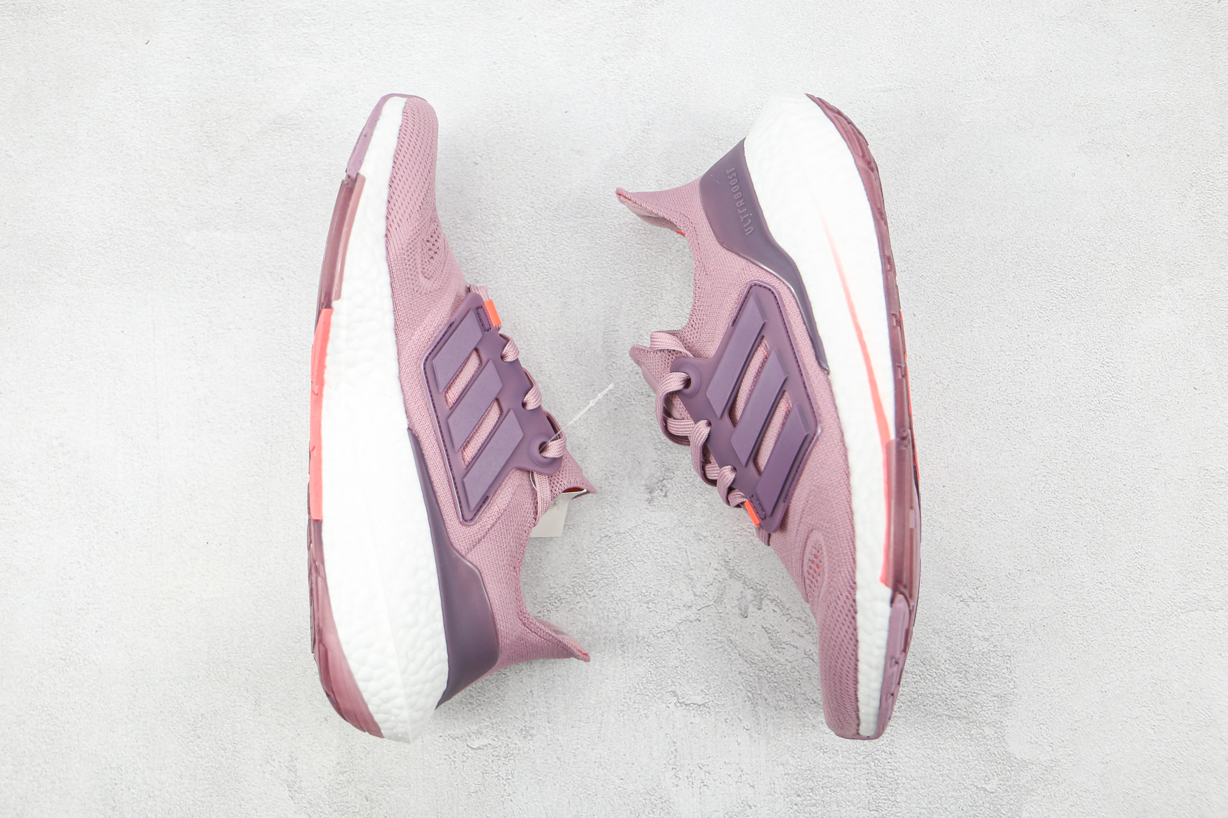 Adidas Ultra Boost 2022 Magic Mauve