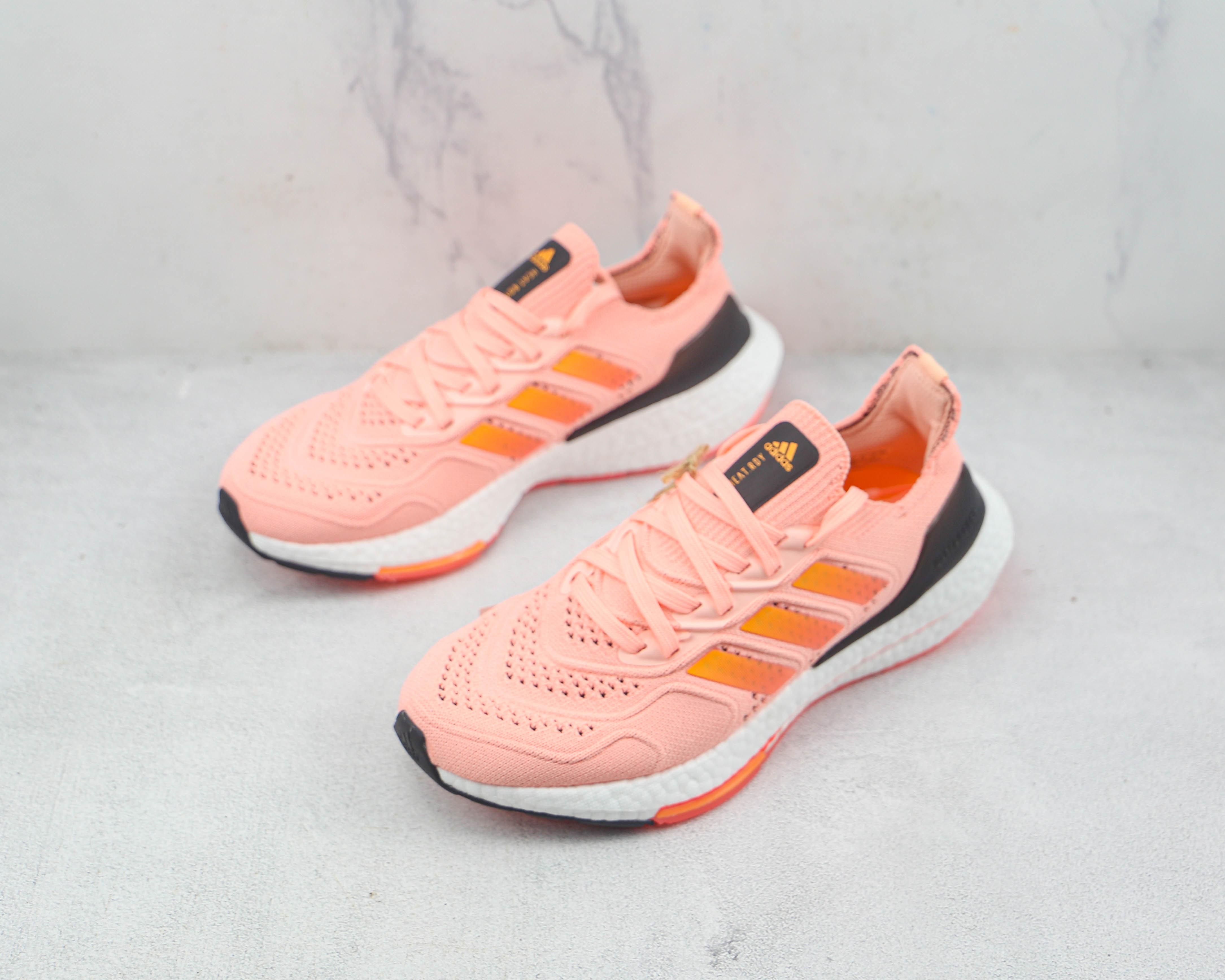 Adidas Ultra Boost 2022 Heat.RDY Pink