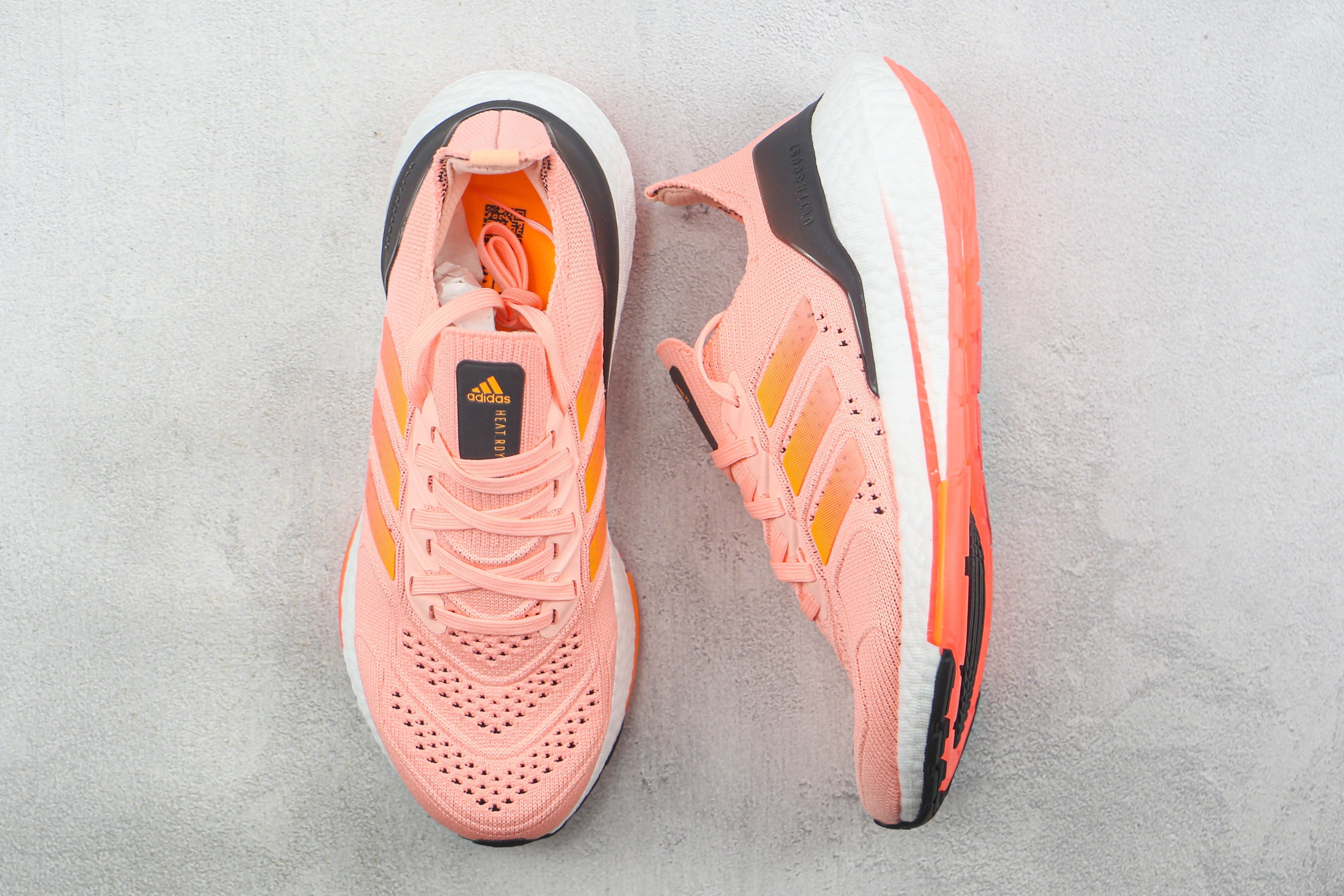 Adidas Ultra Boost 2022 Heat.RDY Pink