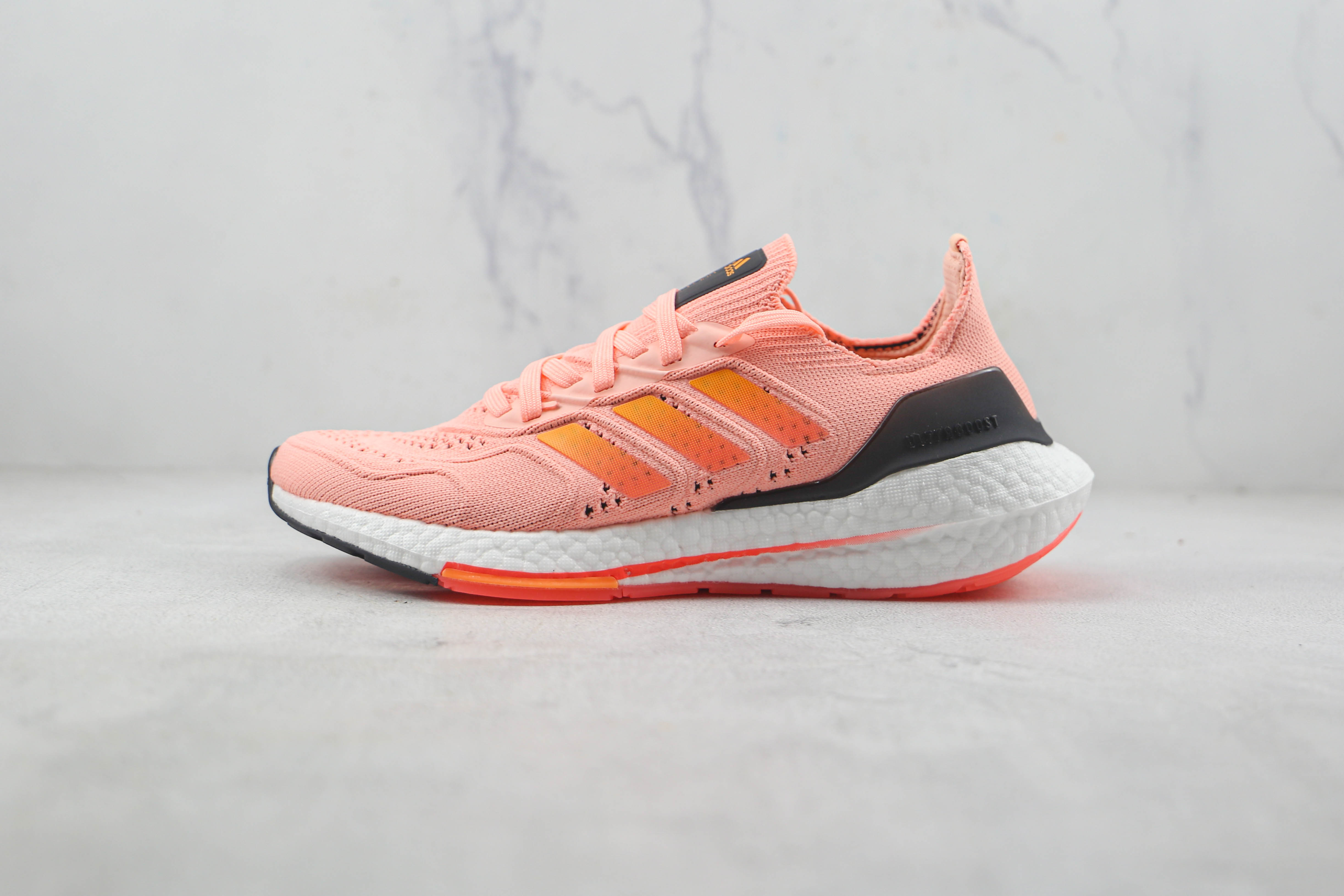 Adidas Ultra Boost 2022 Heat.RDY Pink