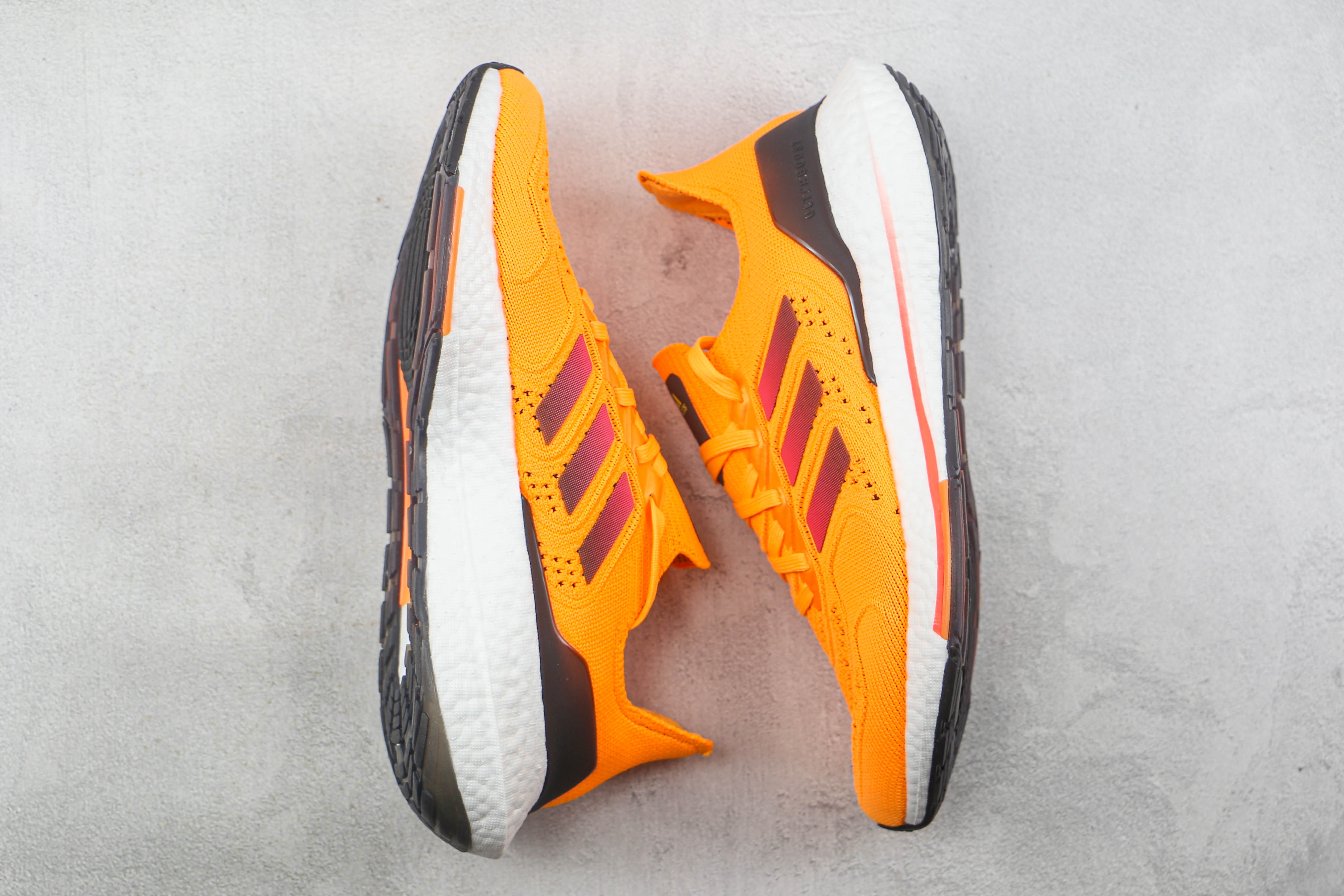 Adidas Ultra Boost 2022 Heat.RDY Orange
