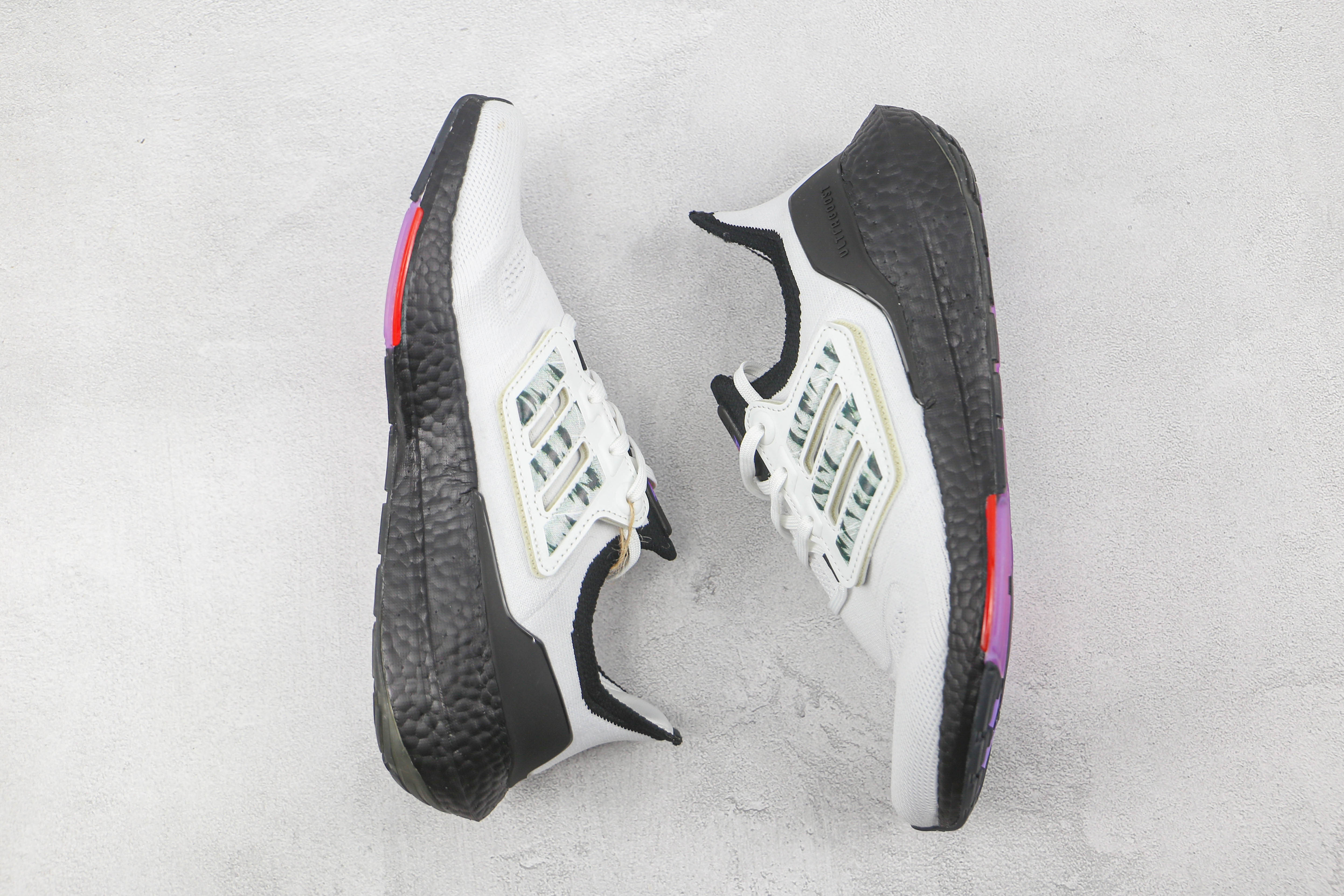 Adidas Ultra Boost 2022 White Black