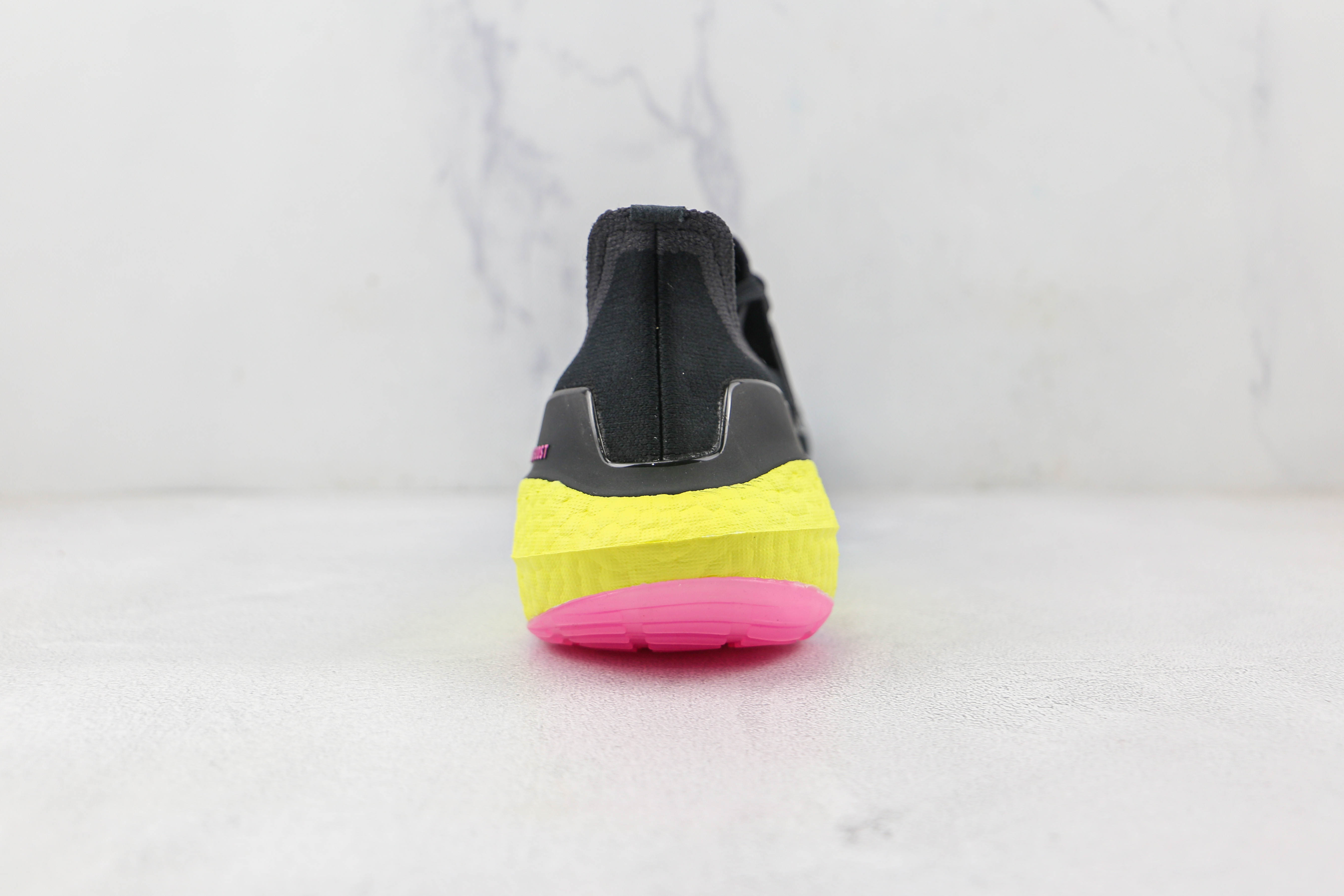 Adidas Ultra Boost 2022 Black Gradient Yellow