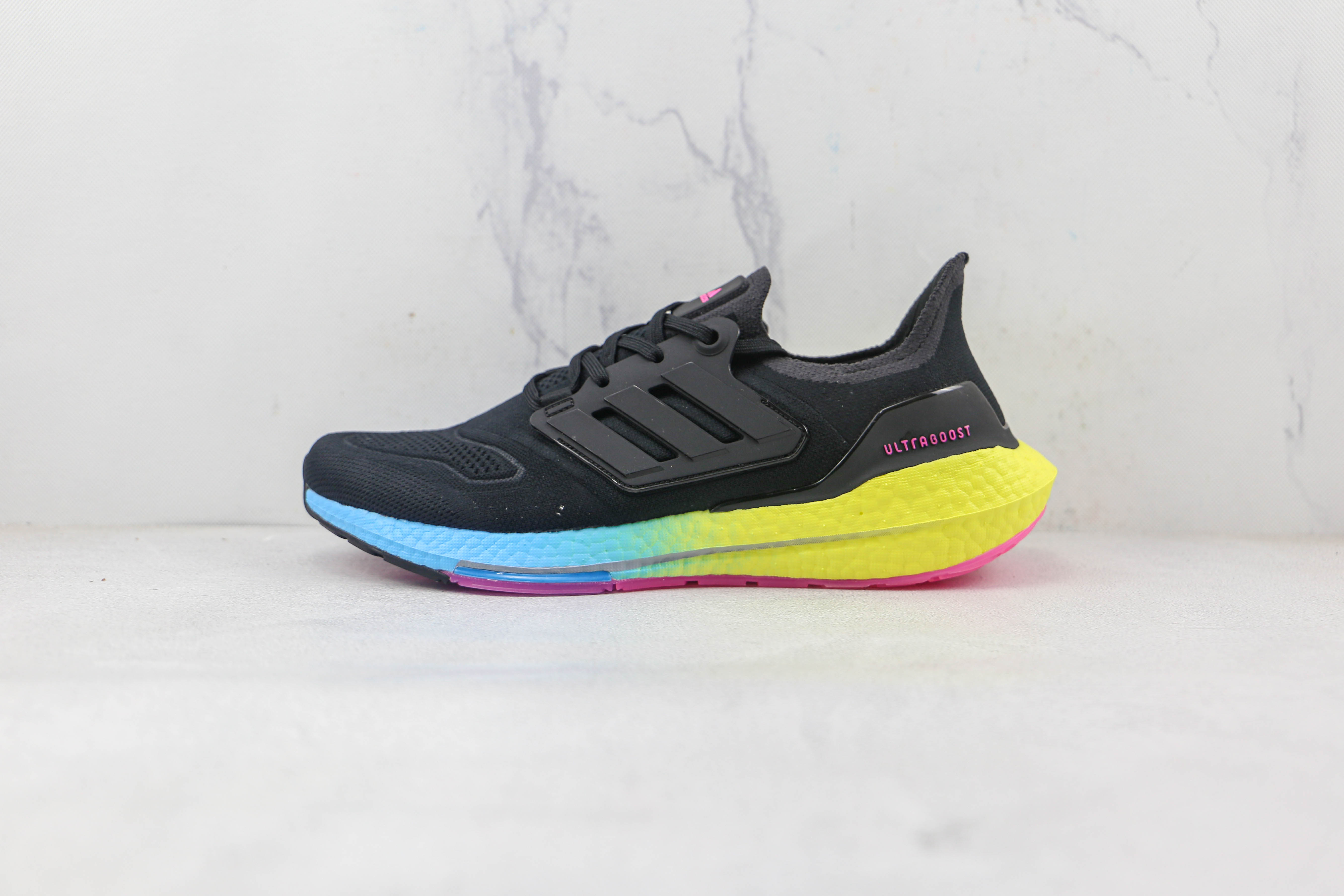 Adidas Ultra Boost 2022 Black Gradient Yellow