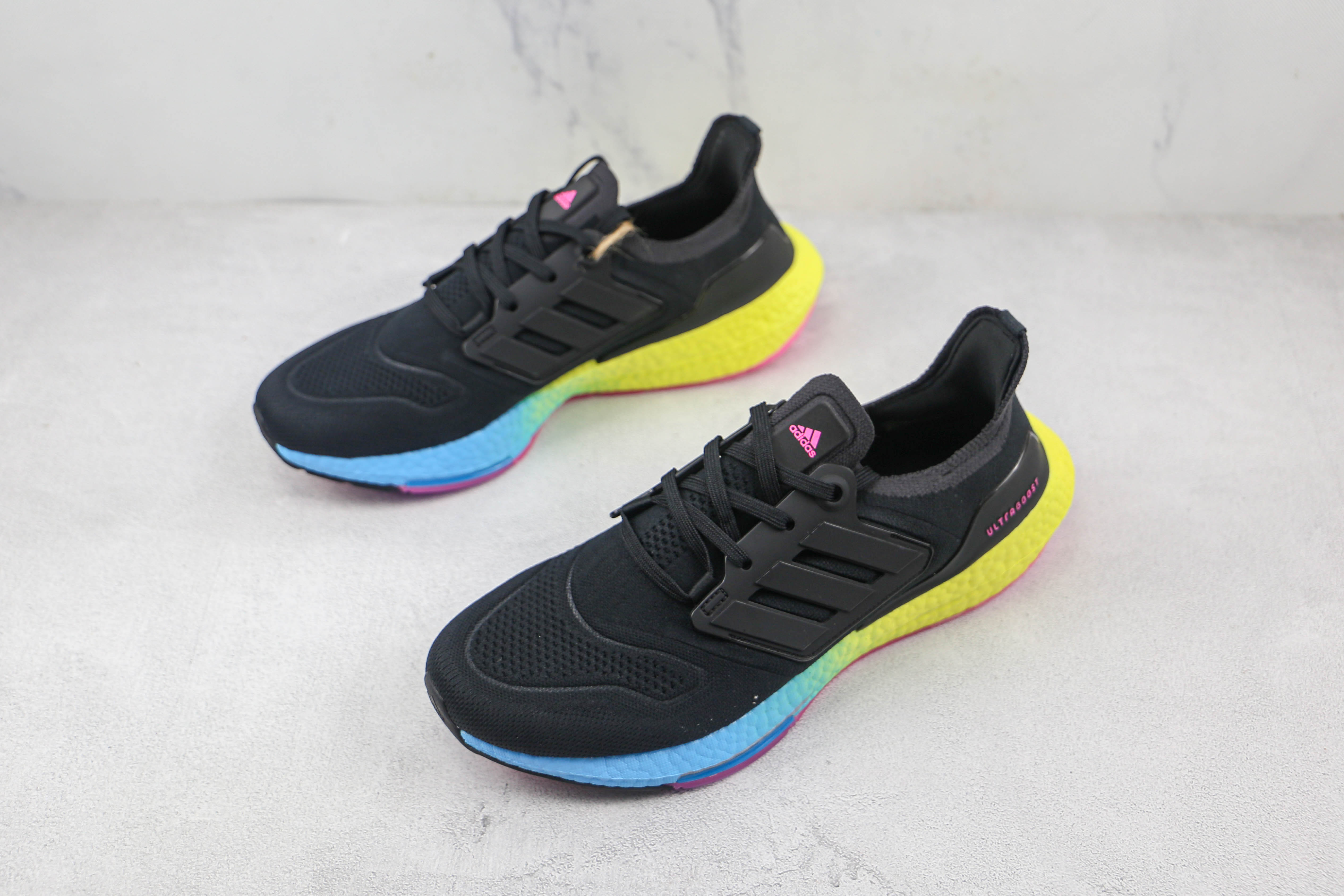 Adidas Ultra Boost 2022 Black Gradient Yellow