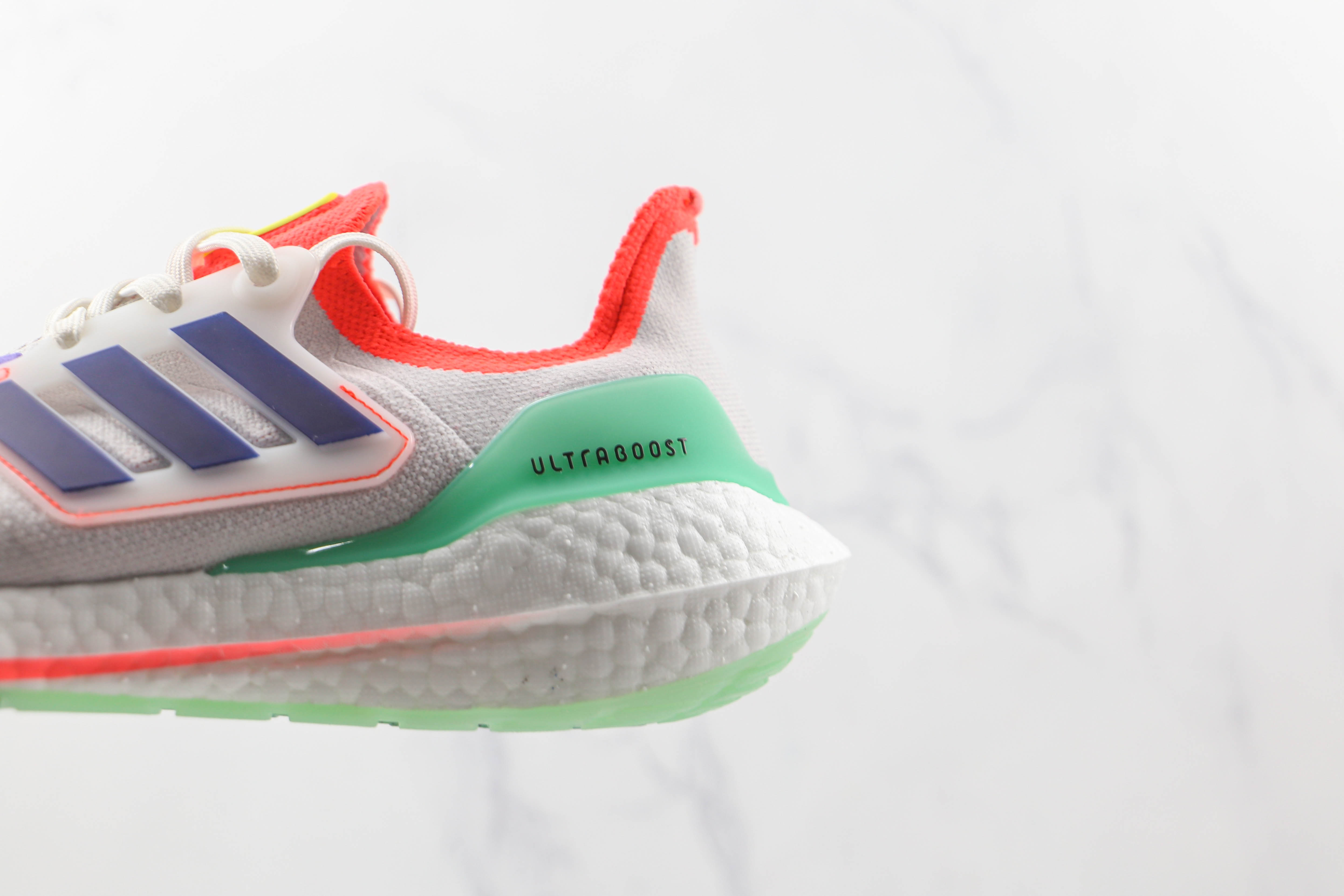 Adidas Ultra Boost 2022 Dazzling Color