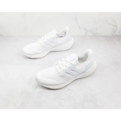 Adidas Ultra Boost 2022 Triple White 02