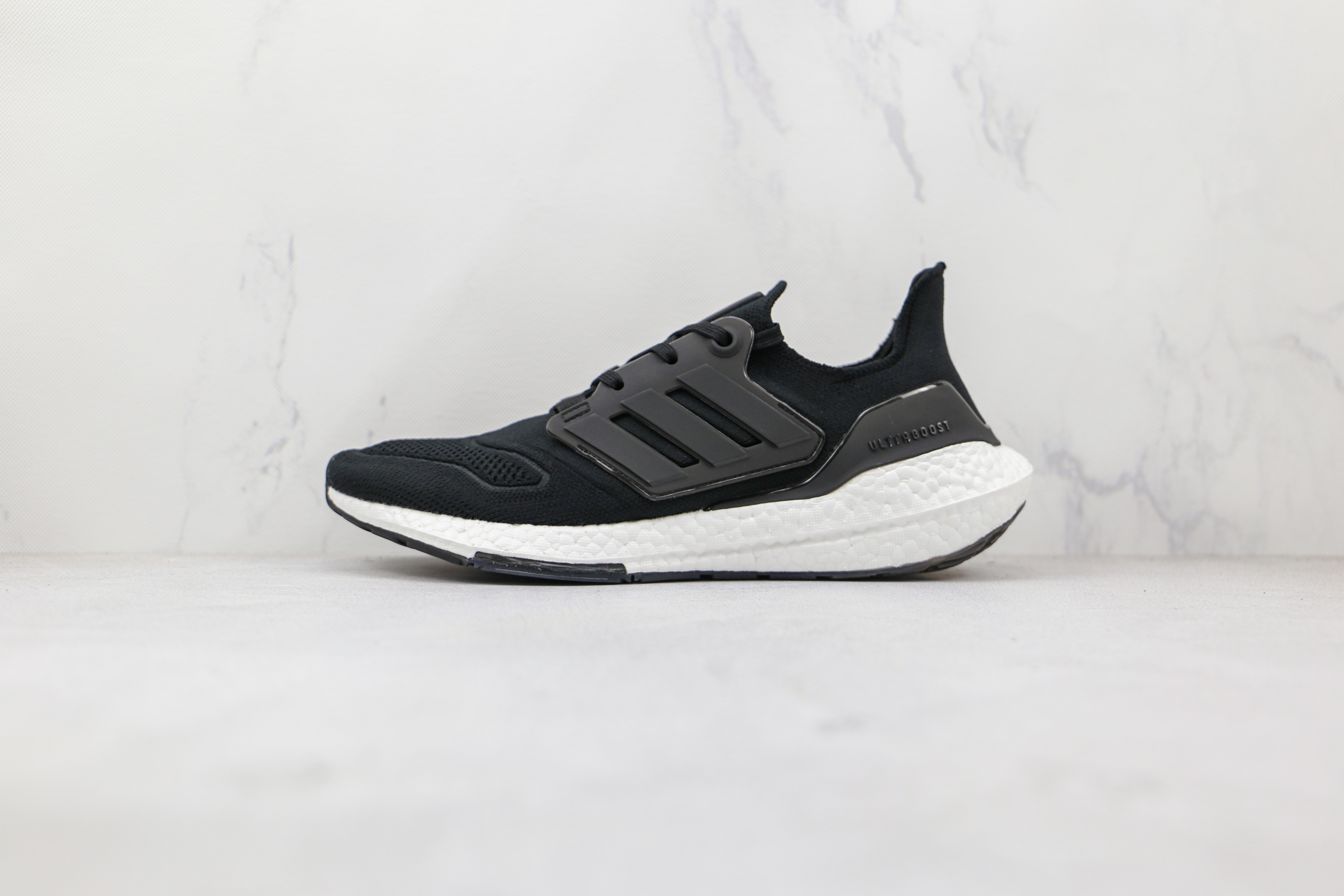 Adidas Ultra Boost 2022 Black White