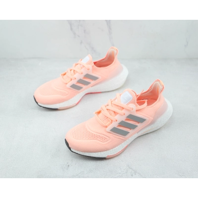 Adidas Ultra Boost 2022 Pink 02