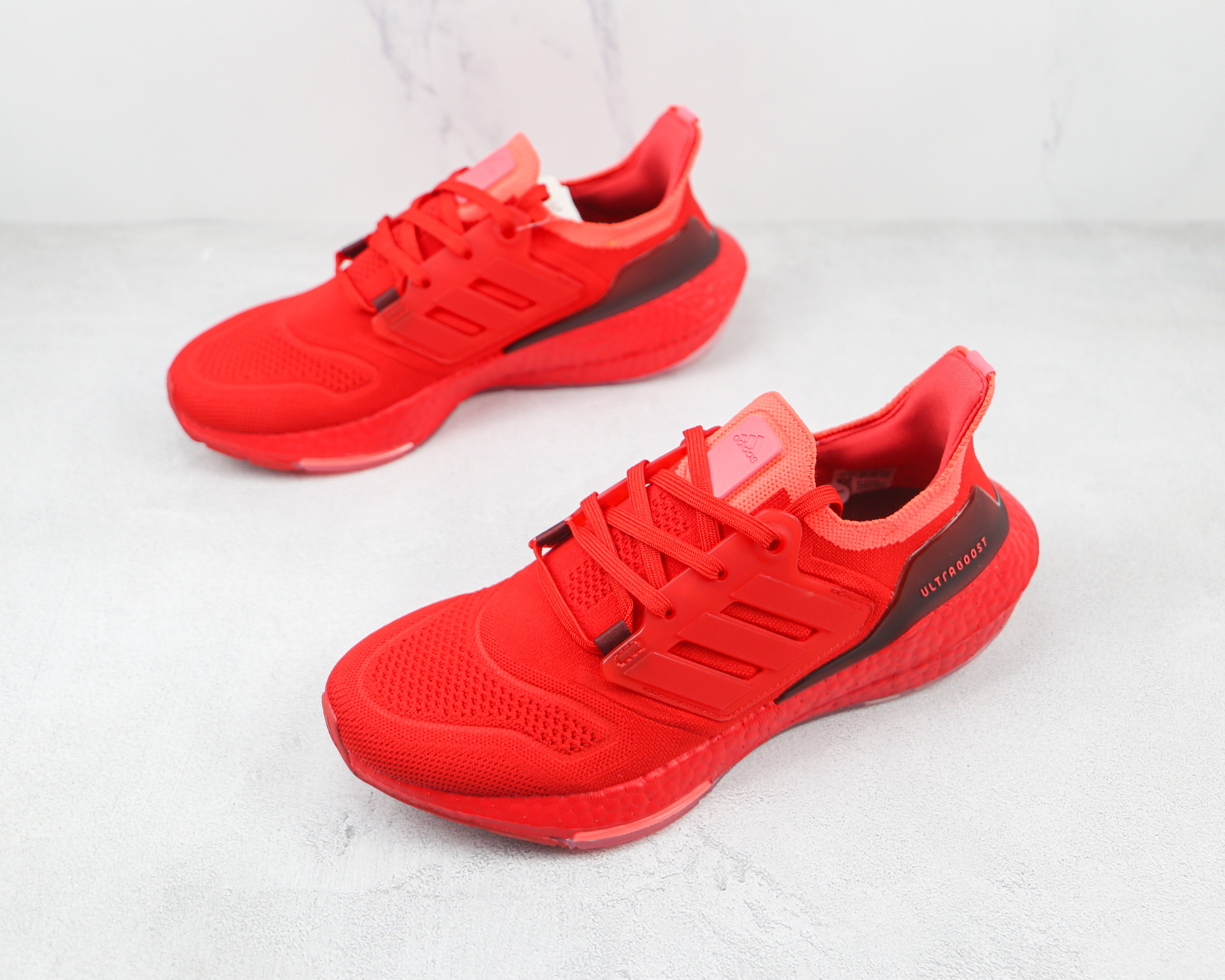 Adidas Ultra Boost 2022 Vivid Red