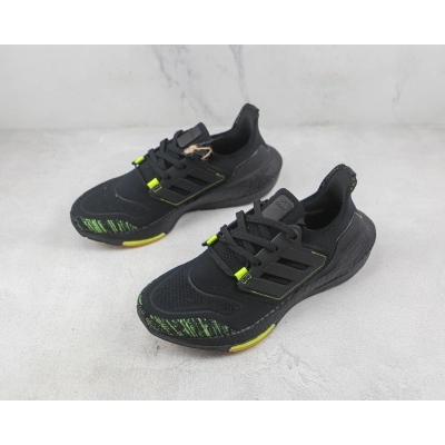 Adidas Ultra Boost 2022 Black Solar Yellow 02