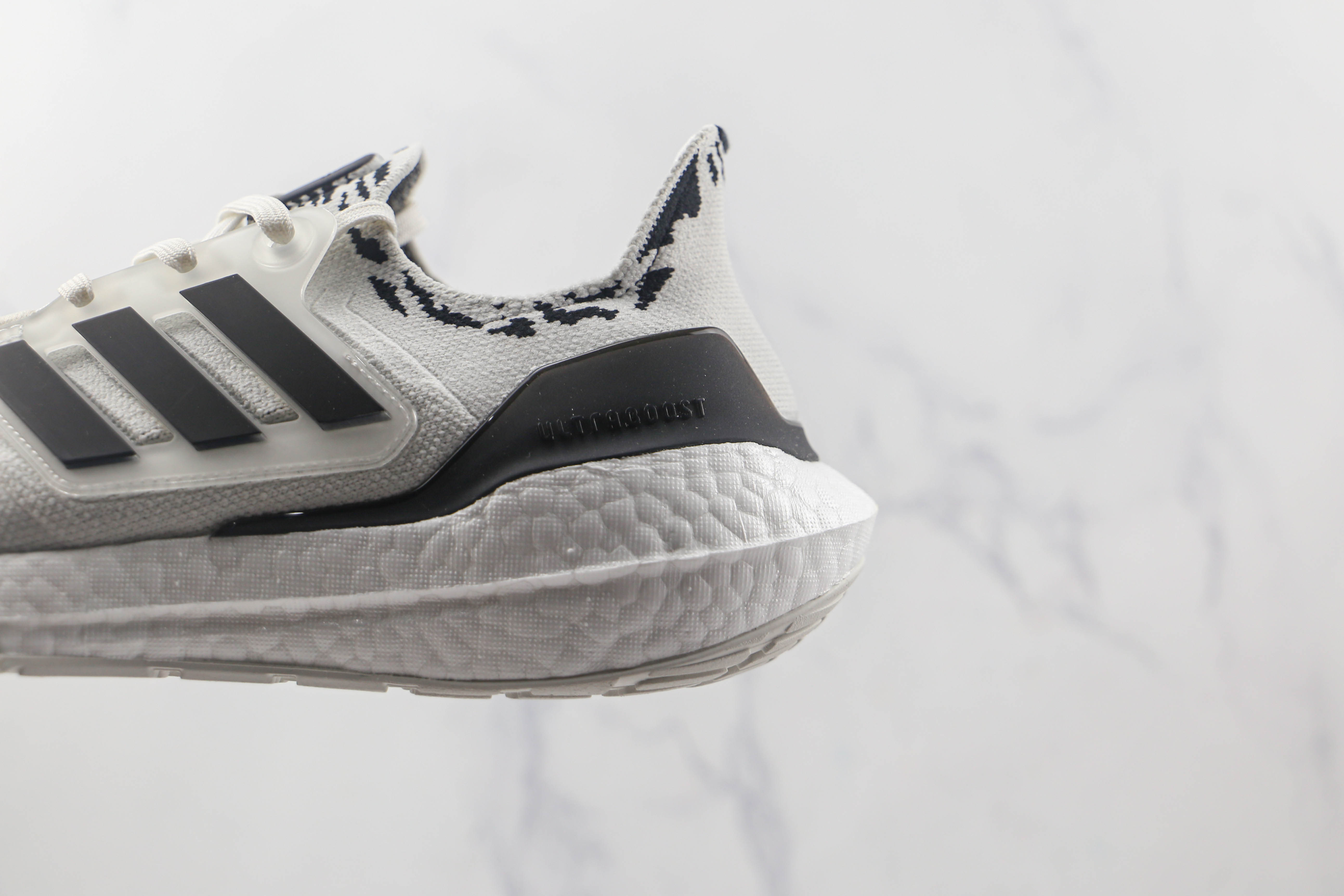 Adidas Ultra Boost 2022 Non Dyed Zebra