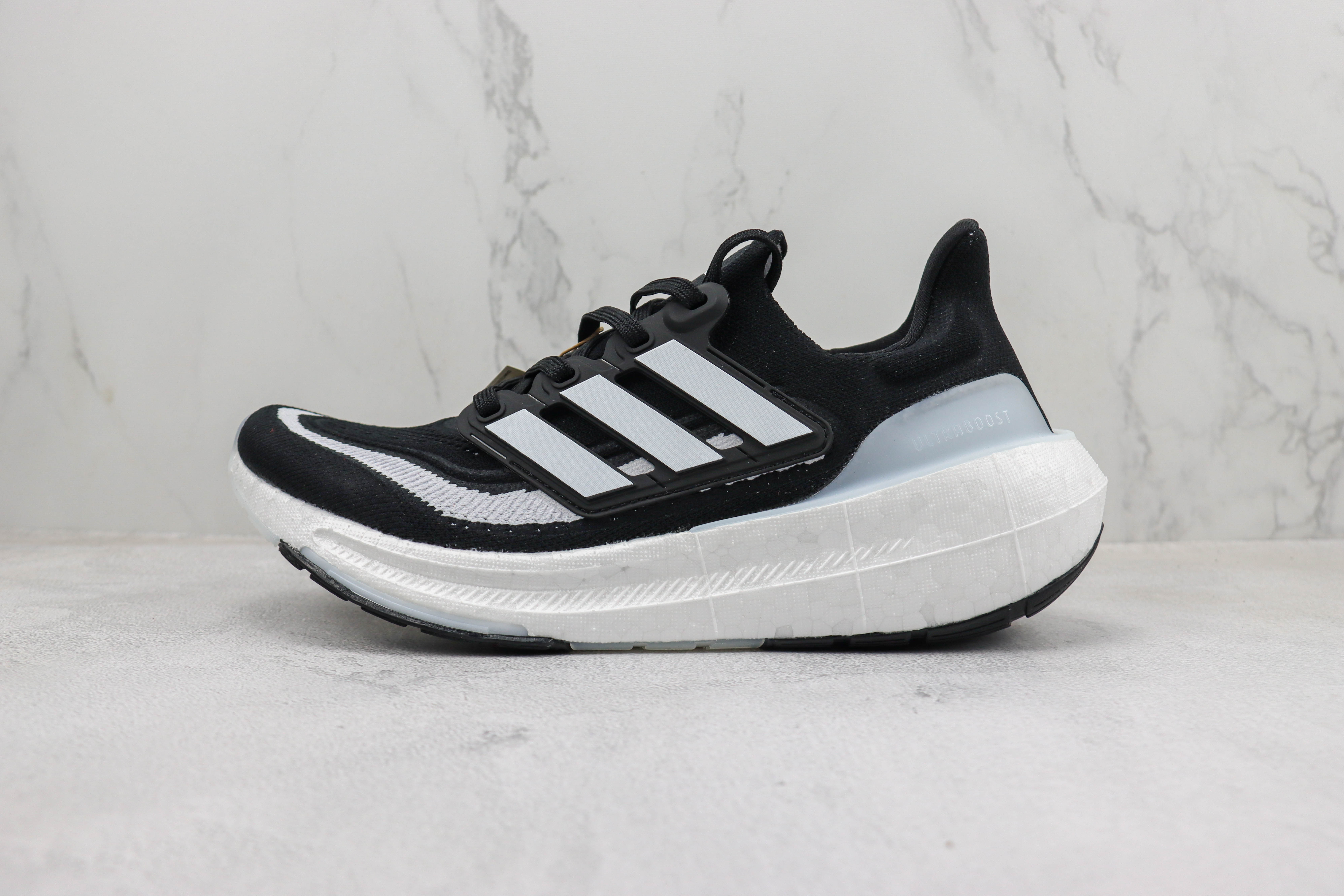 Adidas Ultra Boost 2023 LIGHT Black And White