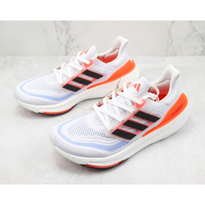 Adidas Ultra Boost 2023 LIGHT Black And White 02