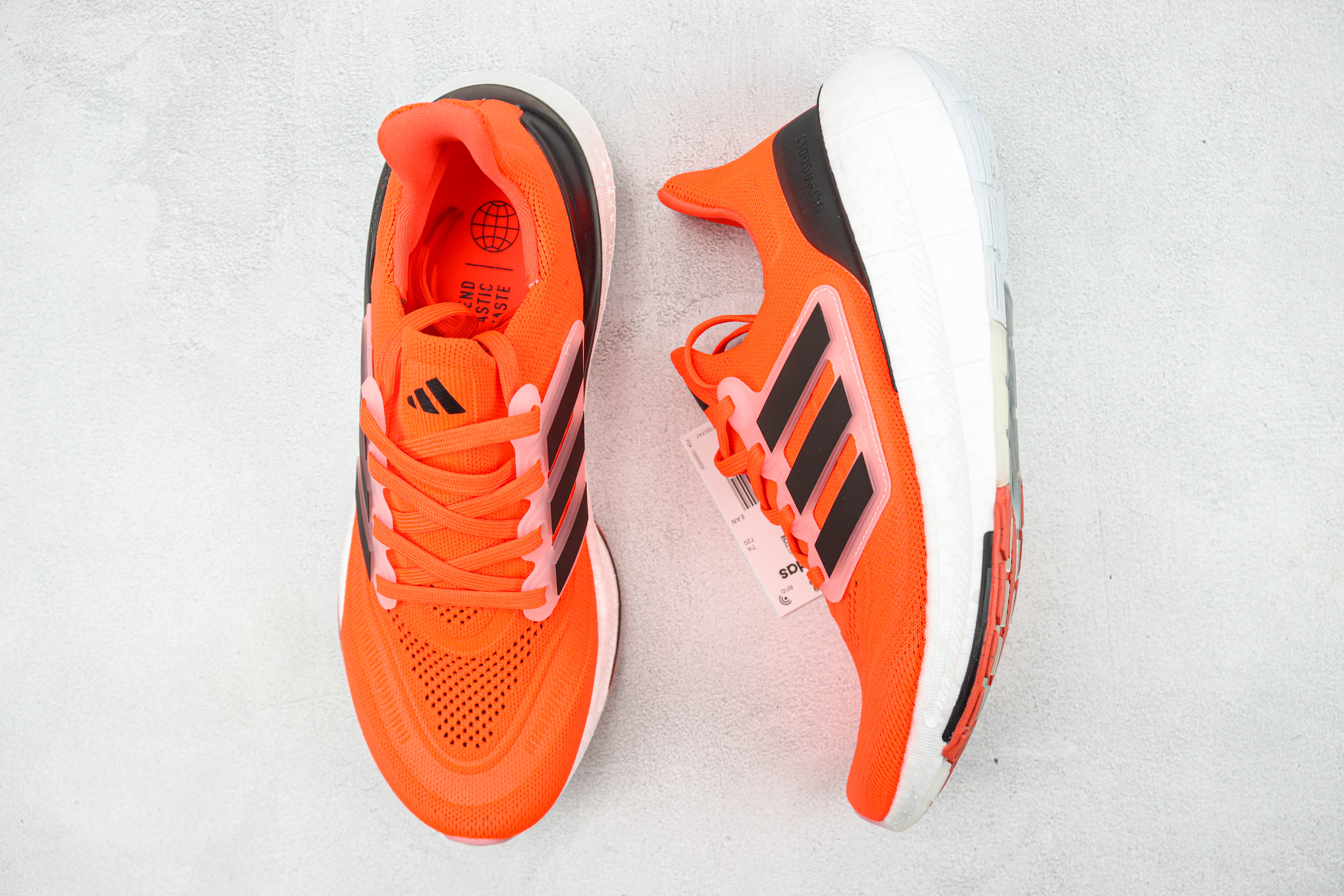 Adidas Ultra Boost 2023 LIGHT Black And White