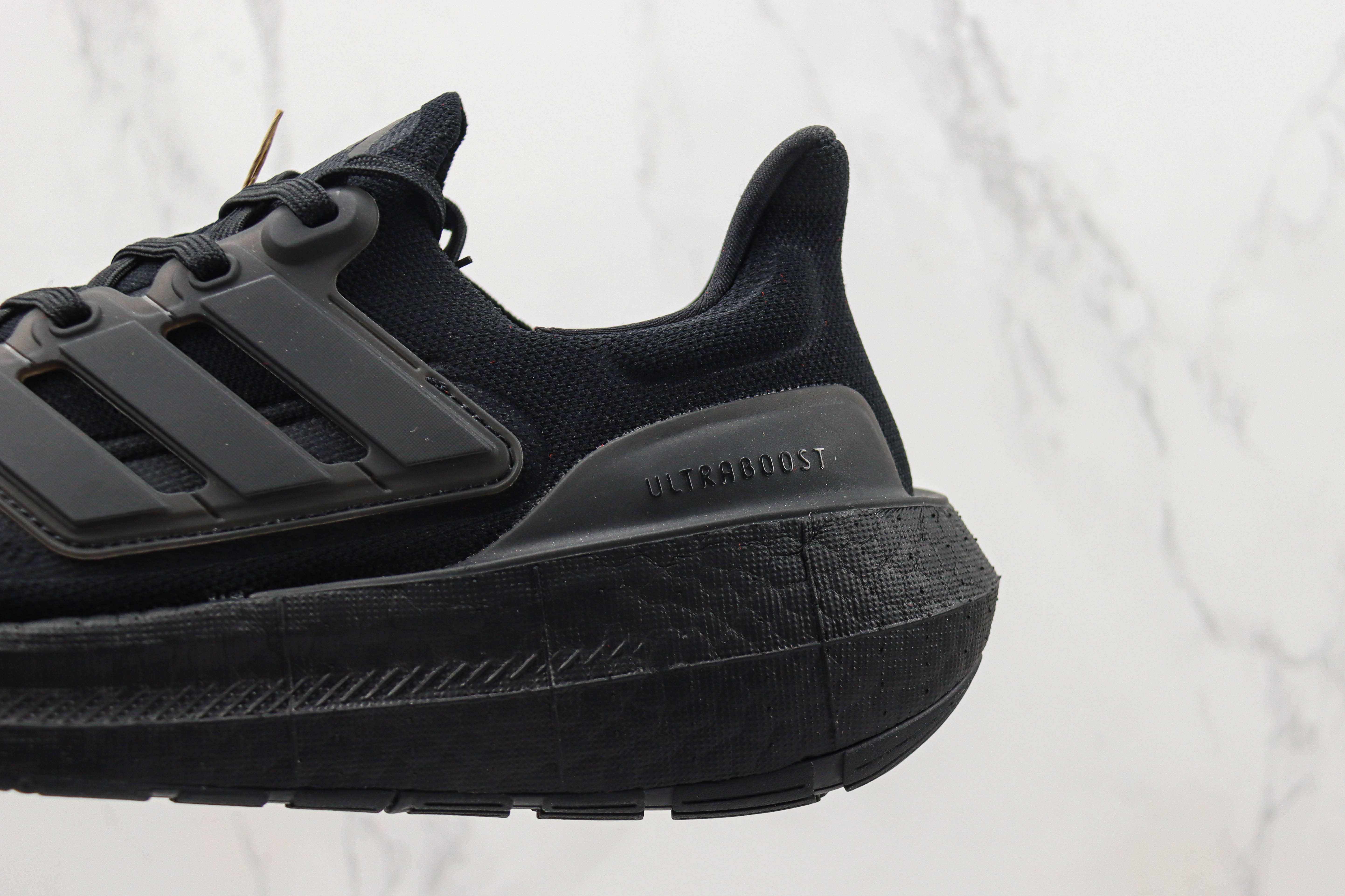 Adidas Ultra Boost 2023 LIGHT Black And White 