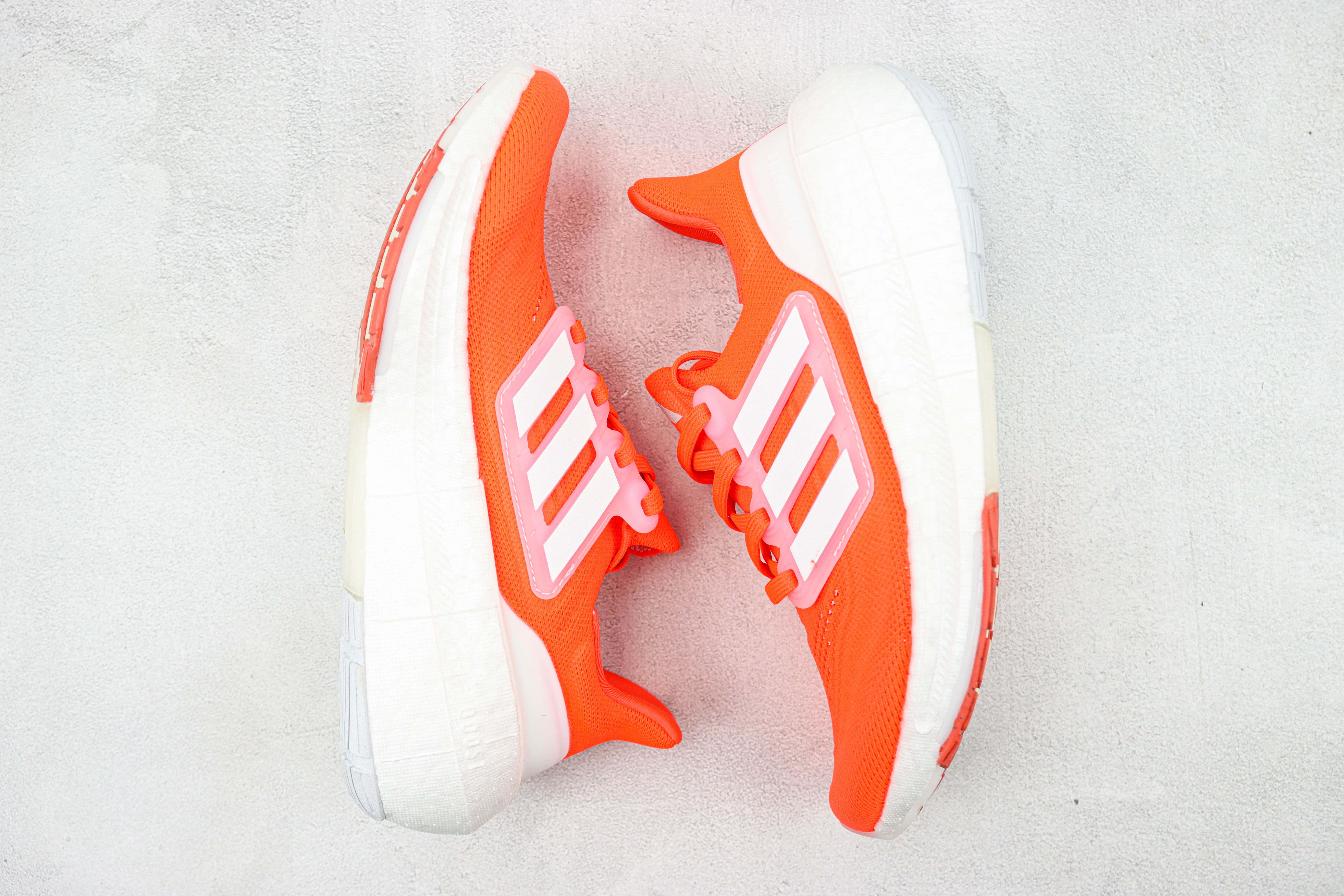 Adidas Ultra Boost 2023 LIGHT Black And White