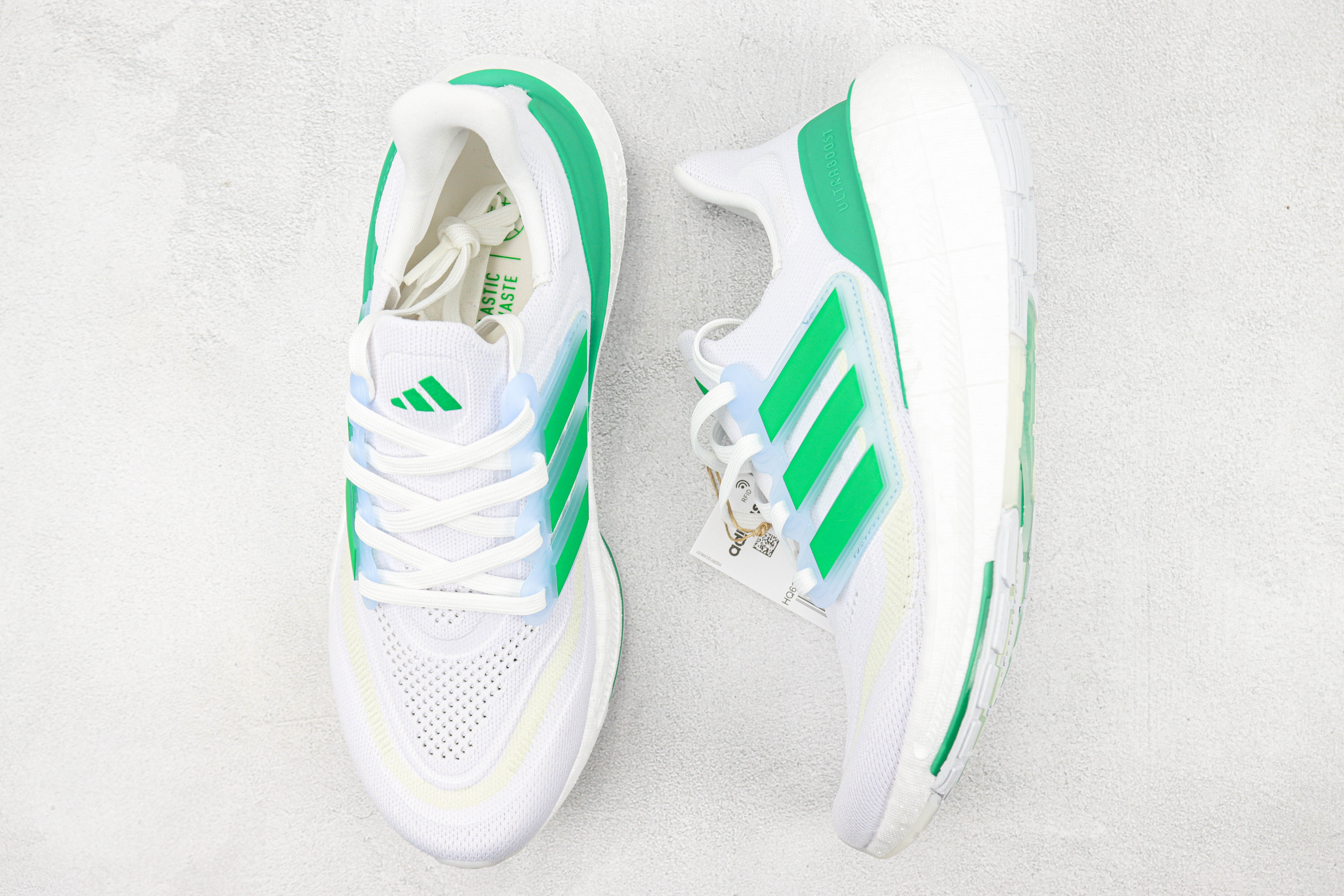 Adidas Ultra Boost 2023 LIGHT Black And White