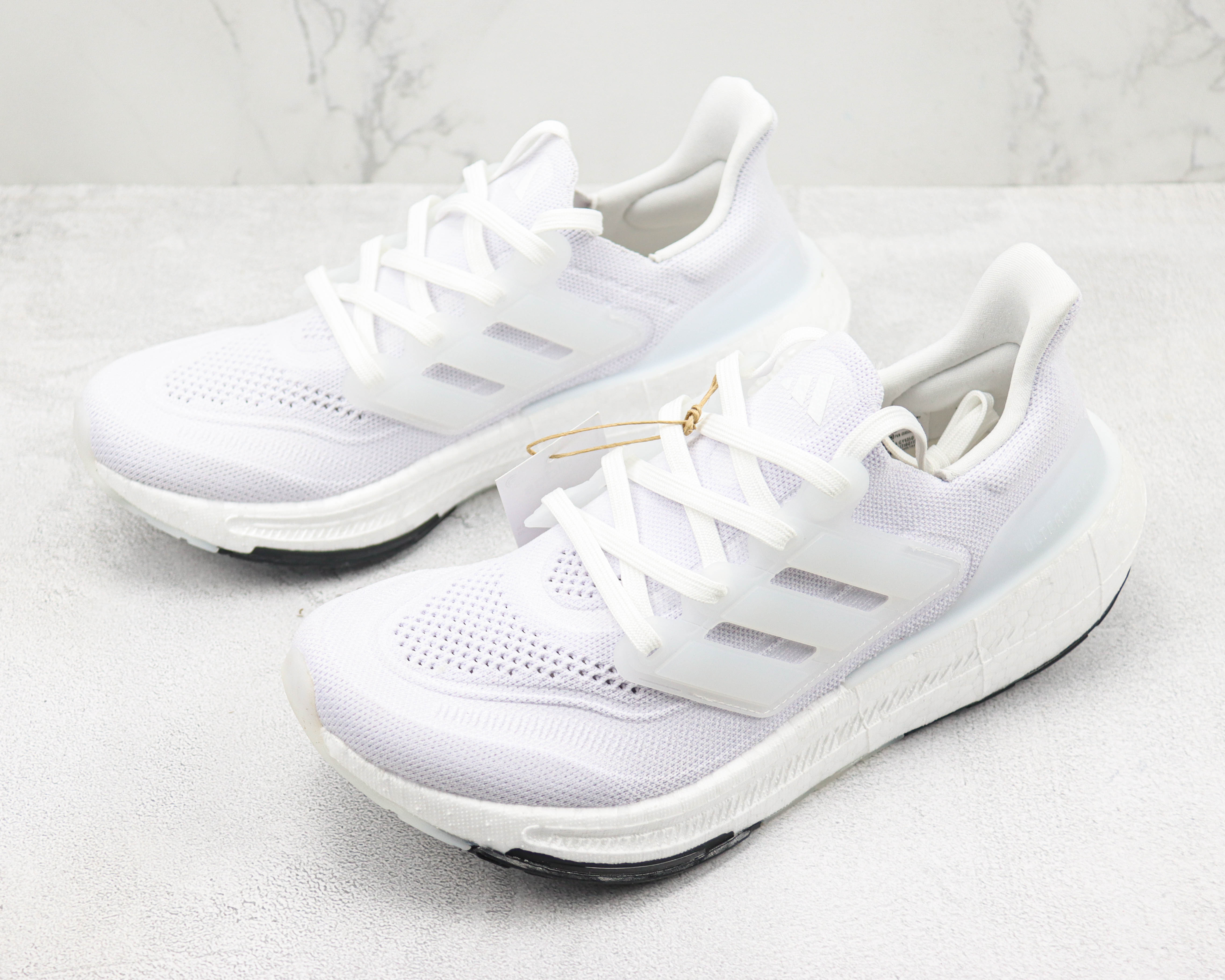 Adidas Ultra Boost 2023 LIGHT Black And White