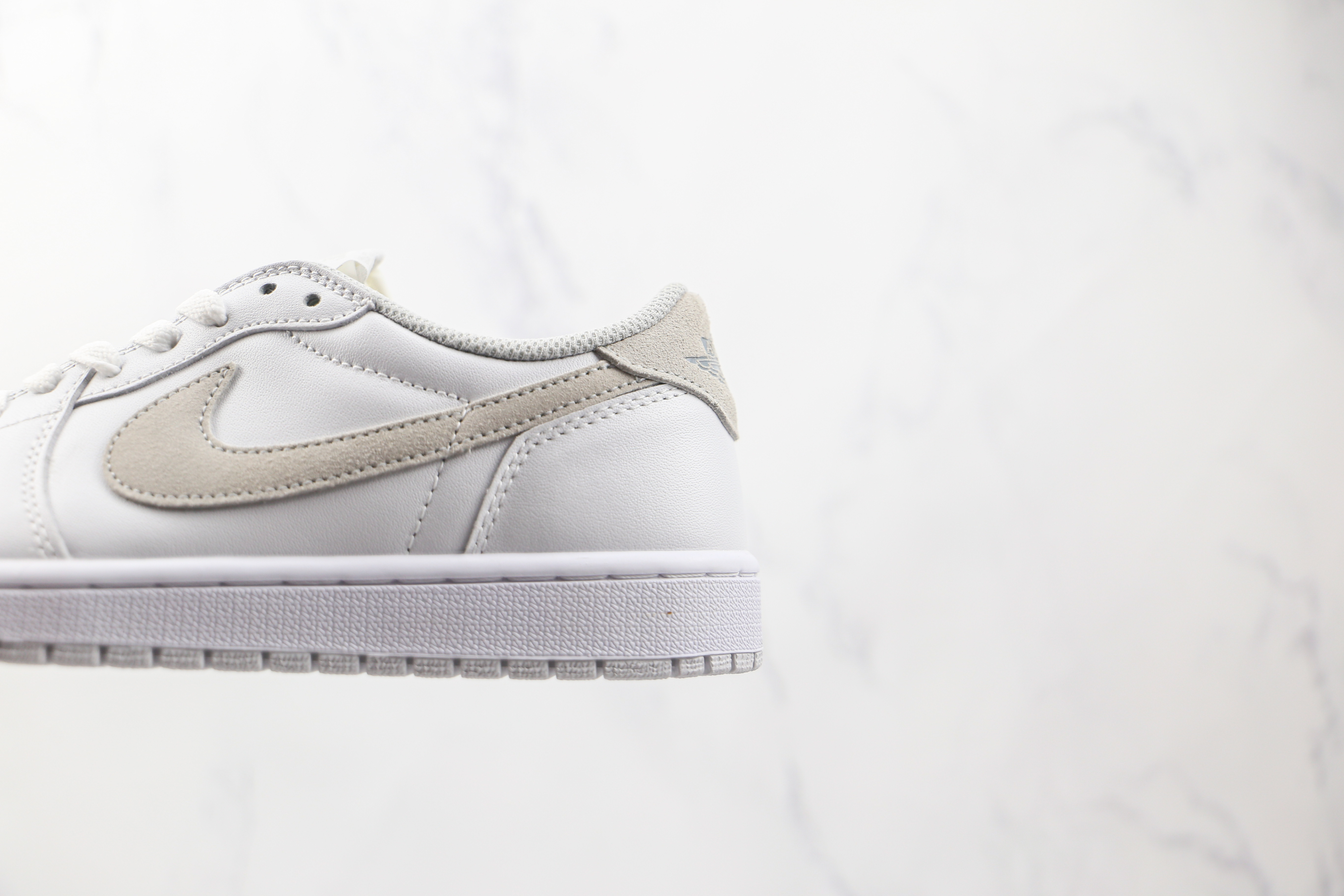 Air Jordan 1 Low OG Neutral Grey