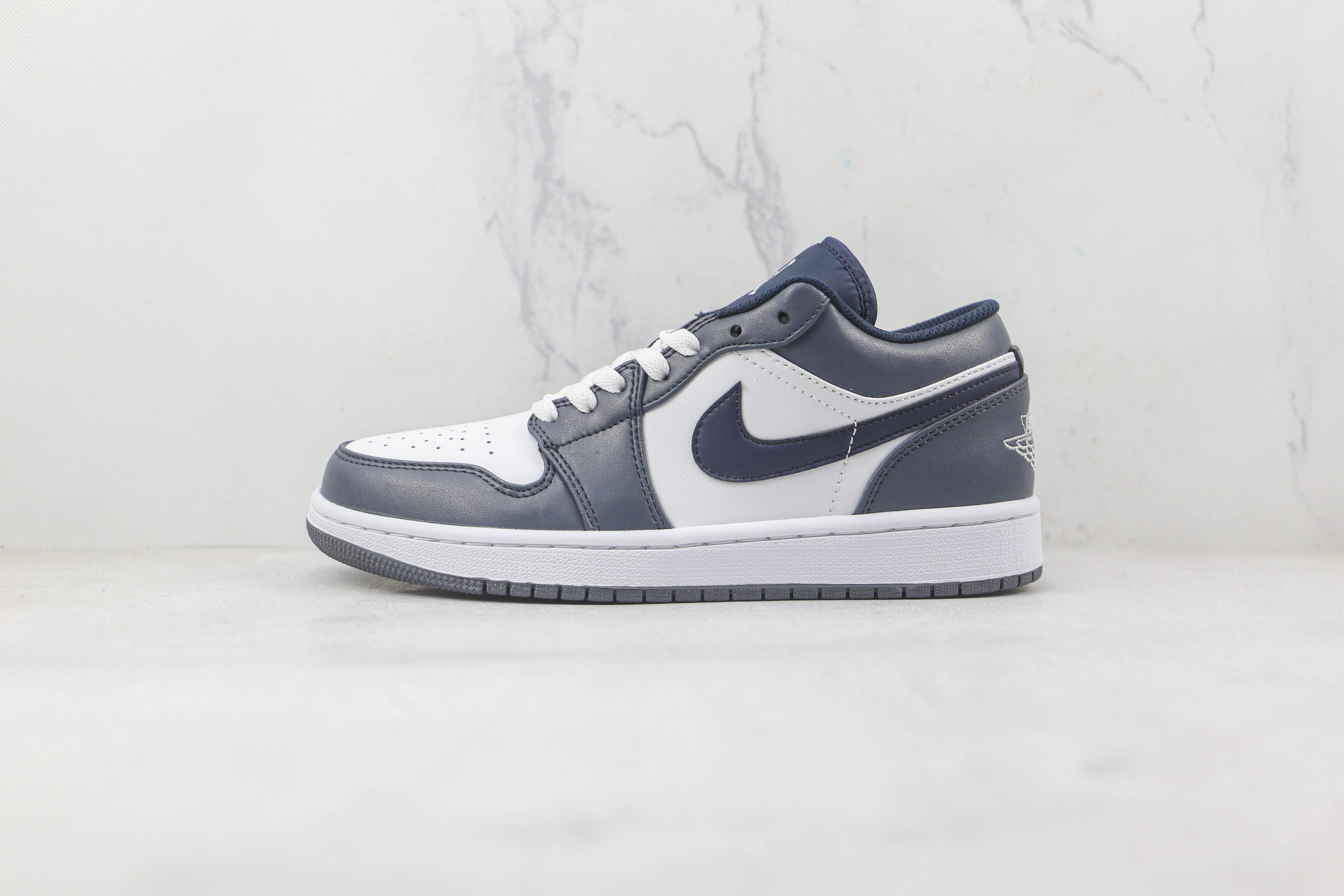 Air Jordan 1 Low White Gray Orchid