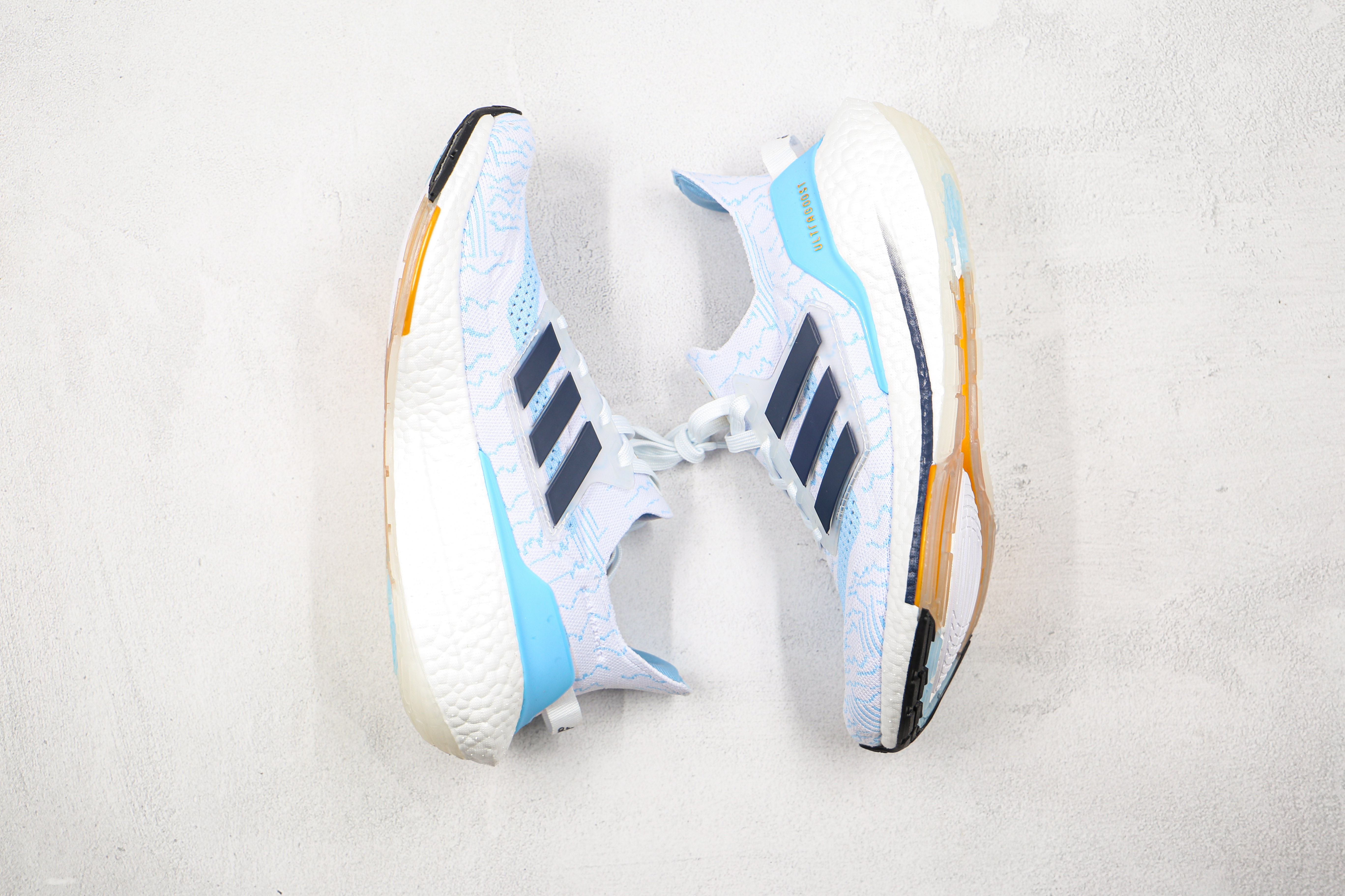 Adidas Ultra Boost 2021 White ice blue