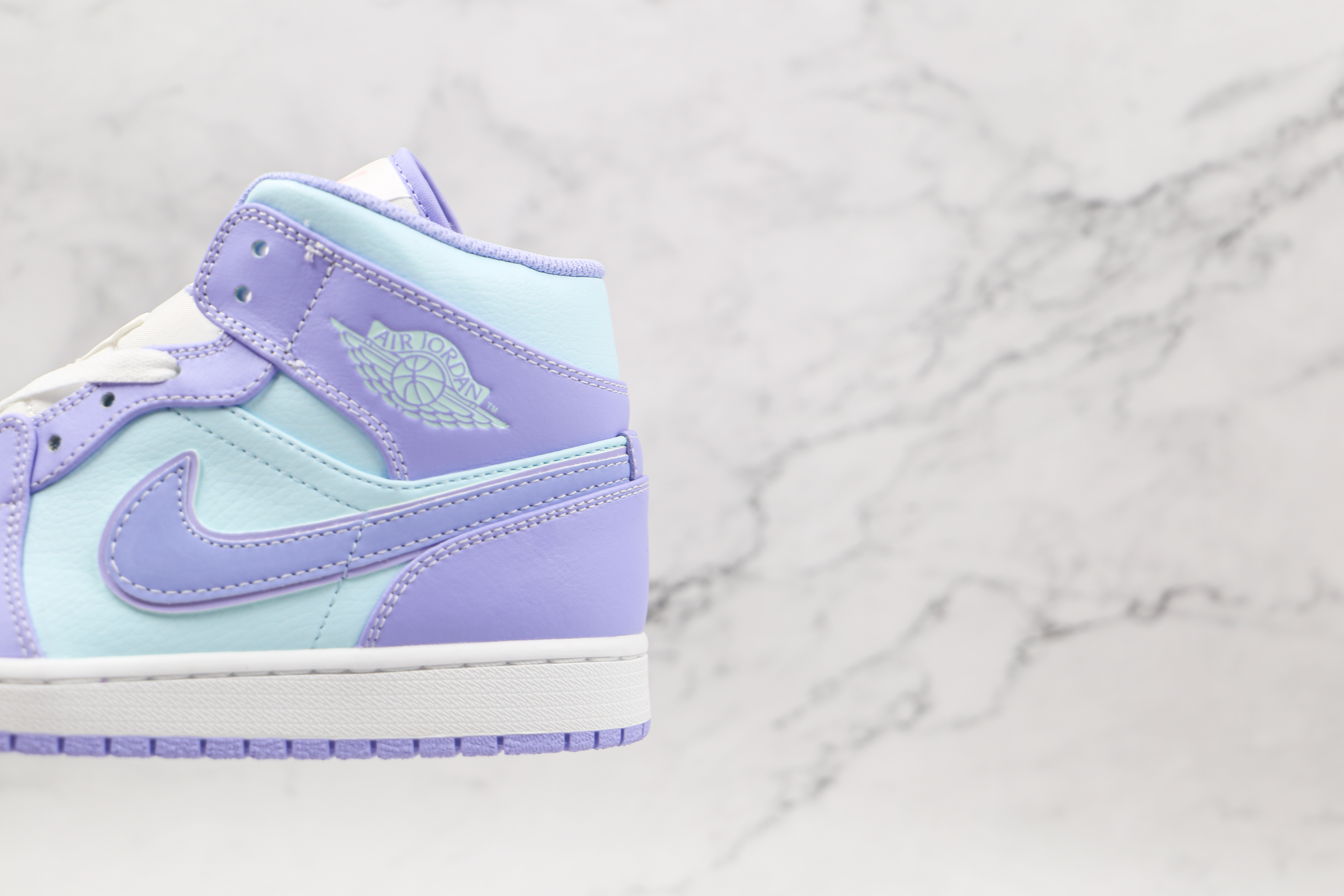 Air Jordan 1 Mid Purple Pulse