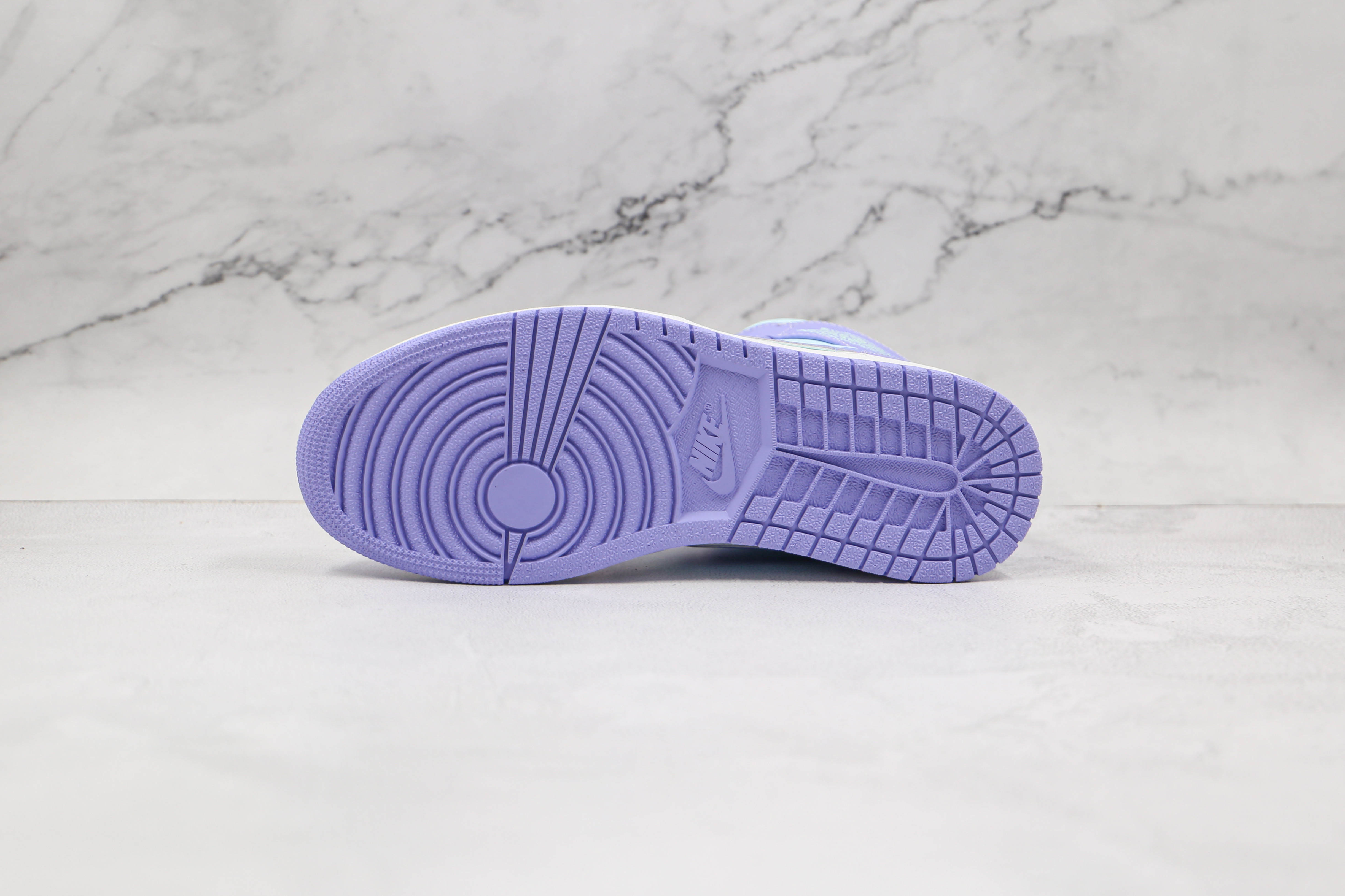 Air Jordan 1 Mid Purple Pulse