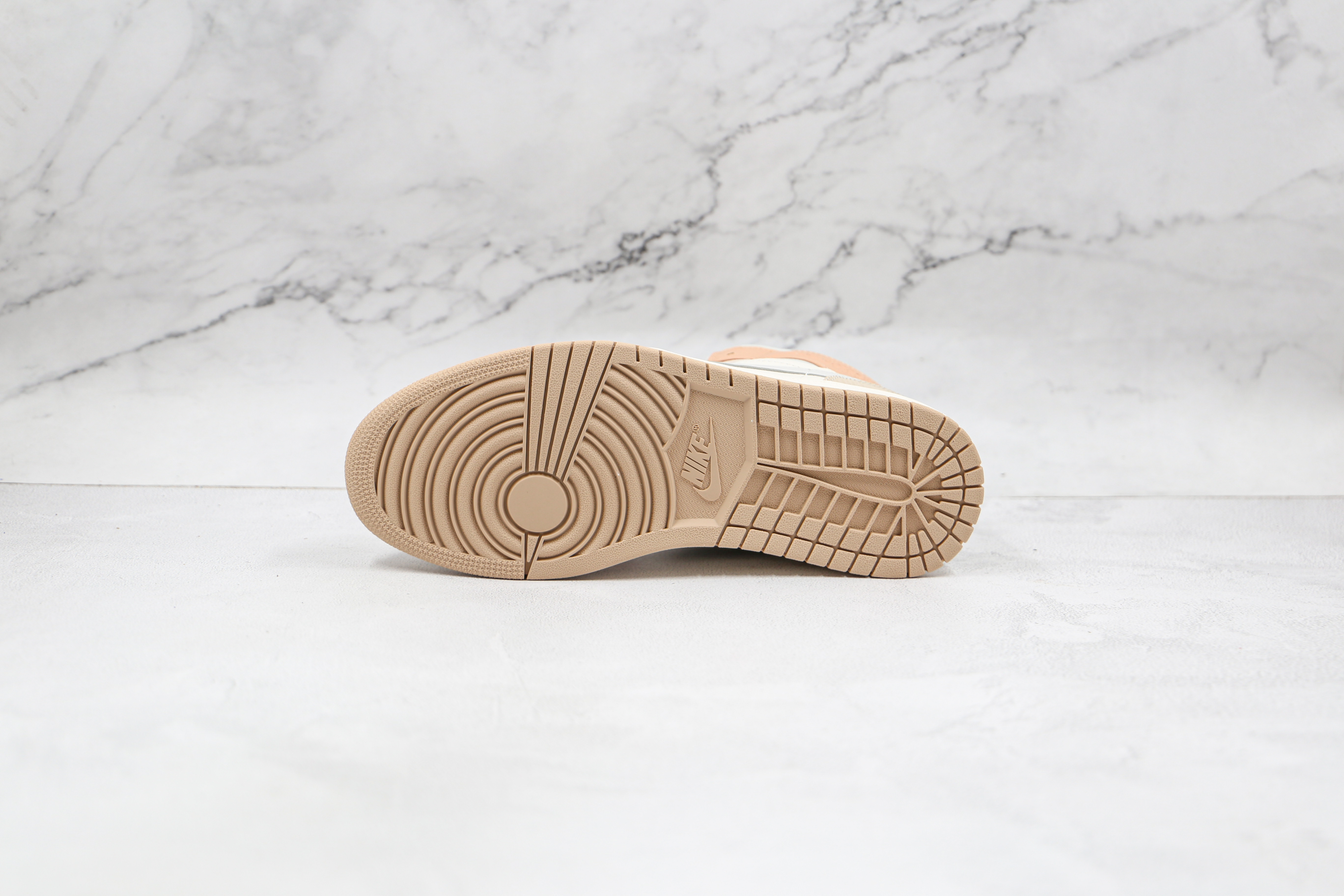 Air Jordan 1 Mid Milan