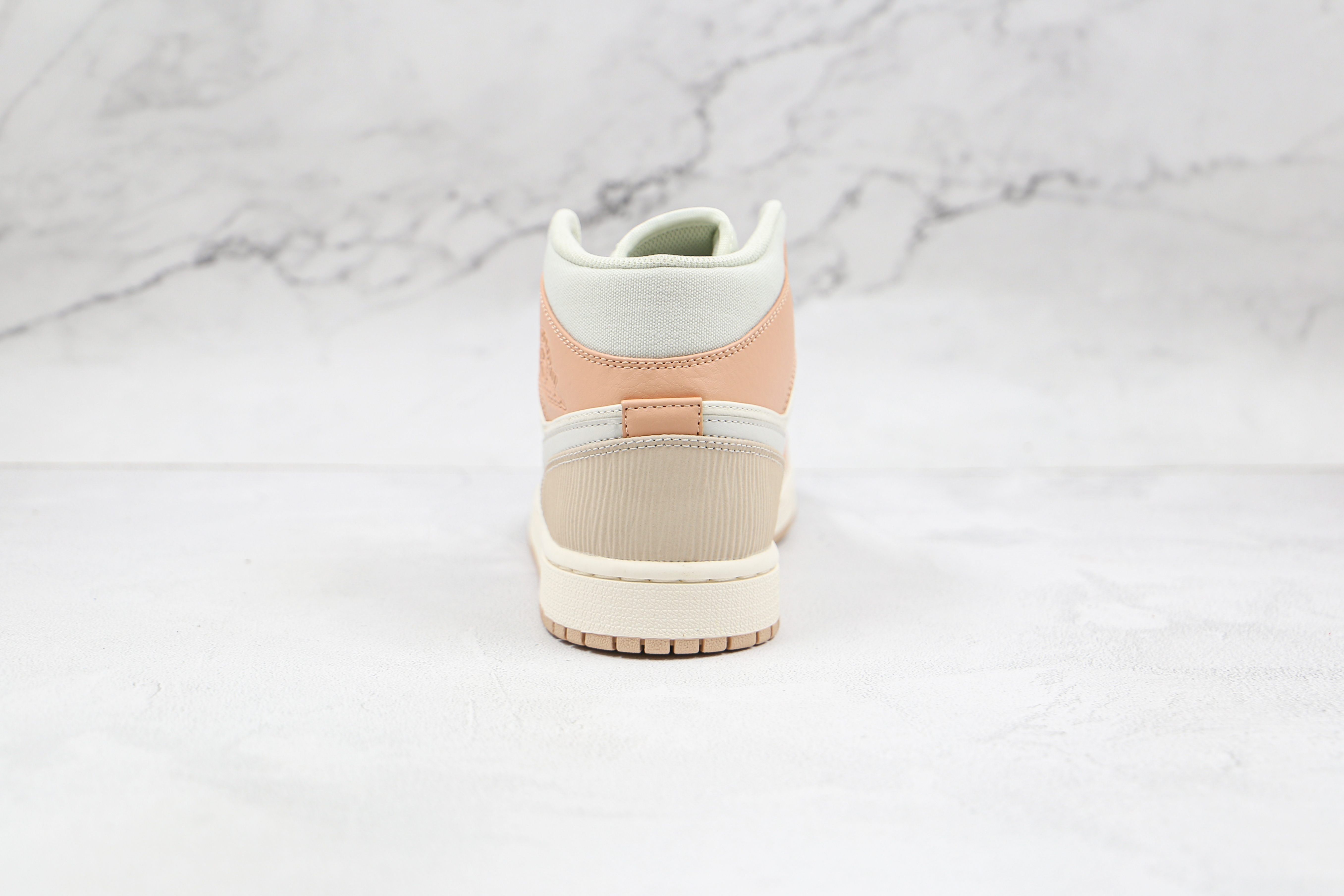 Air Jordan 1 Mid Milan