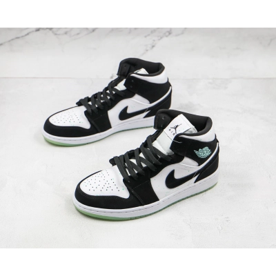 Air Jordan 1 Mid GS White Black Teal Tint 02